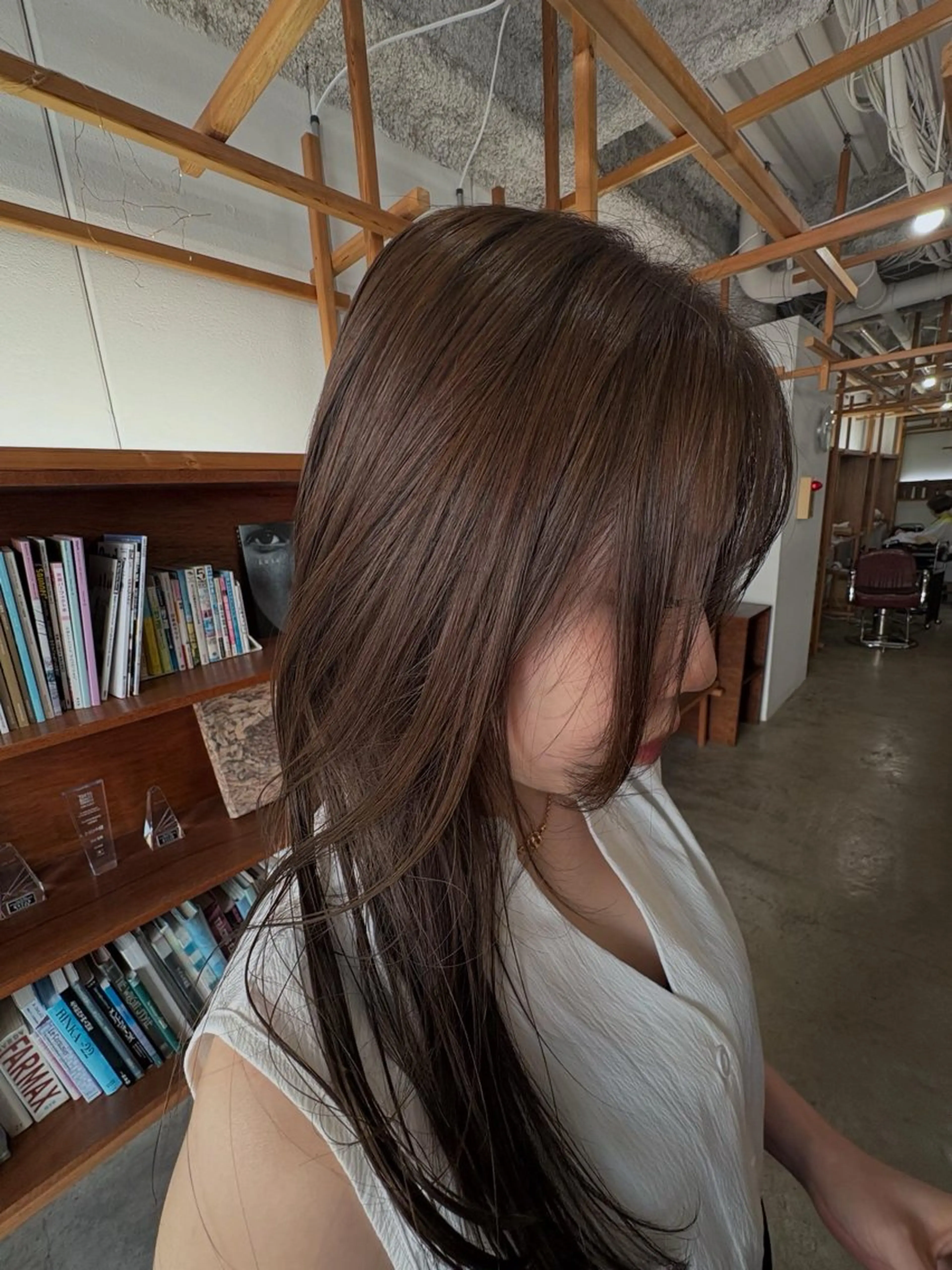 ロング カラー トリートメント EighT【エイト】所属・中澤 愛香のヘアスタイル