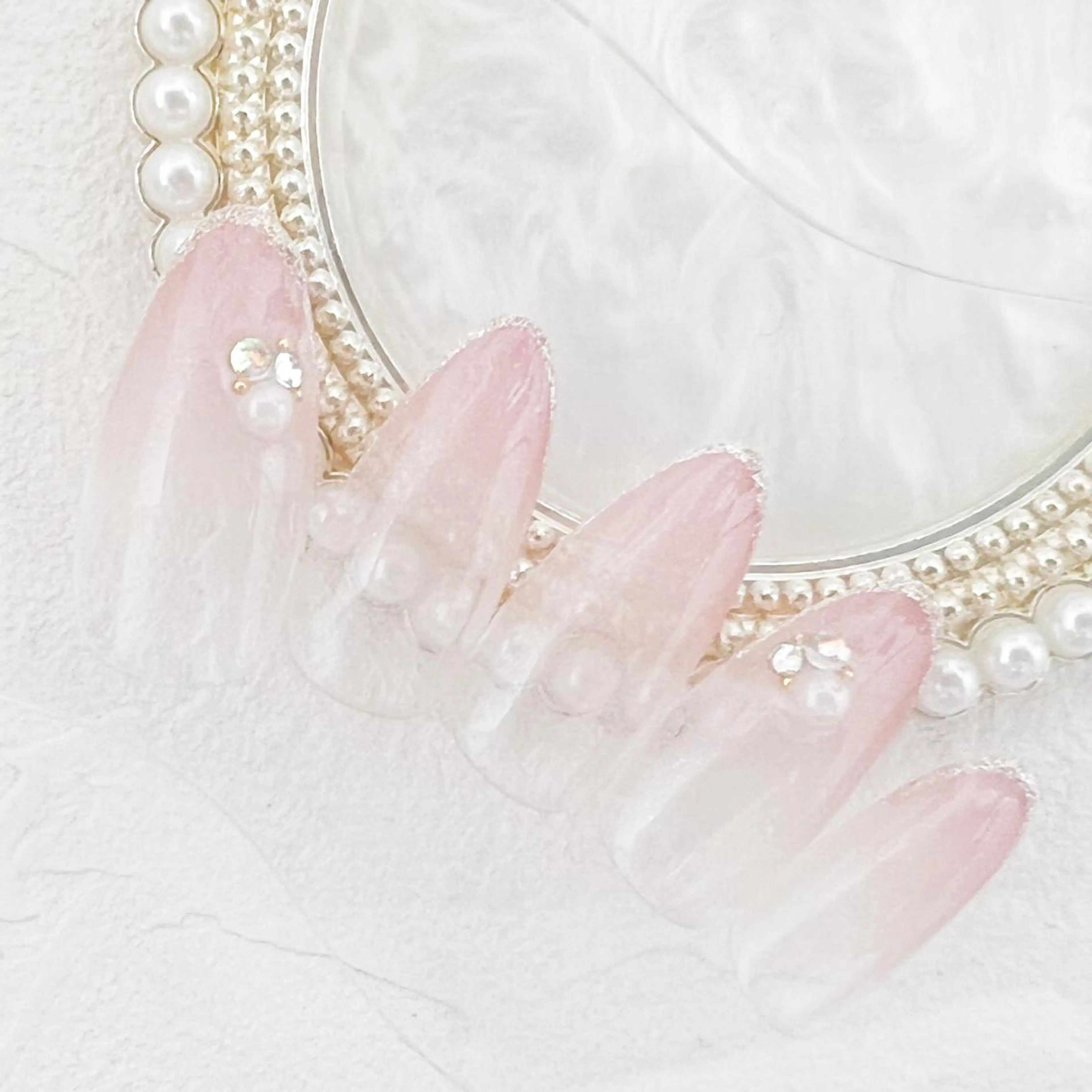 ネイル グラデーション ラメ(グリッター) rouse nail RISATOのネイルデザイン