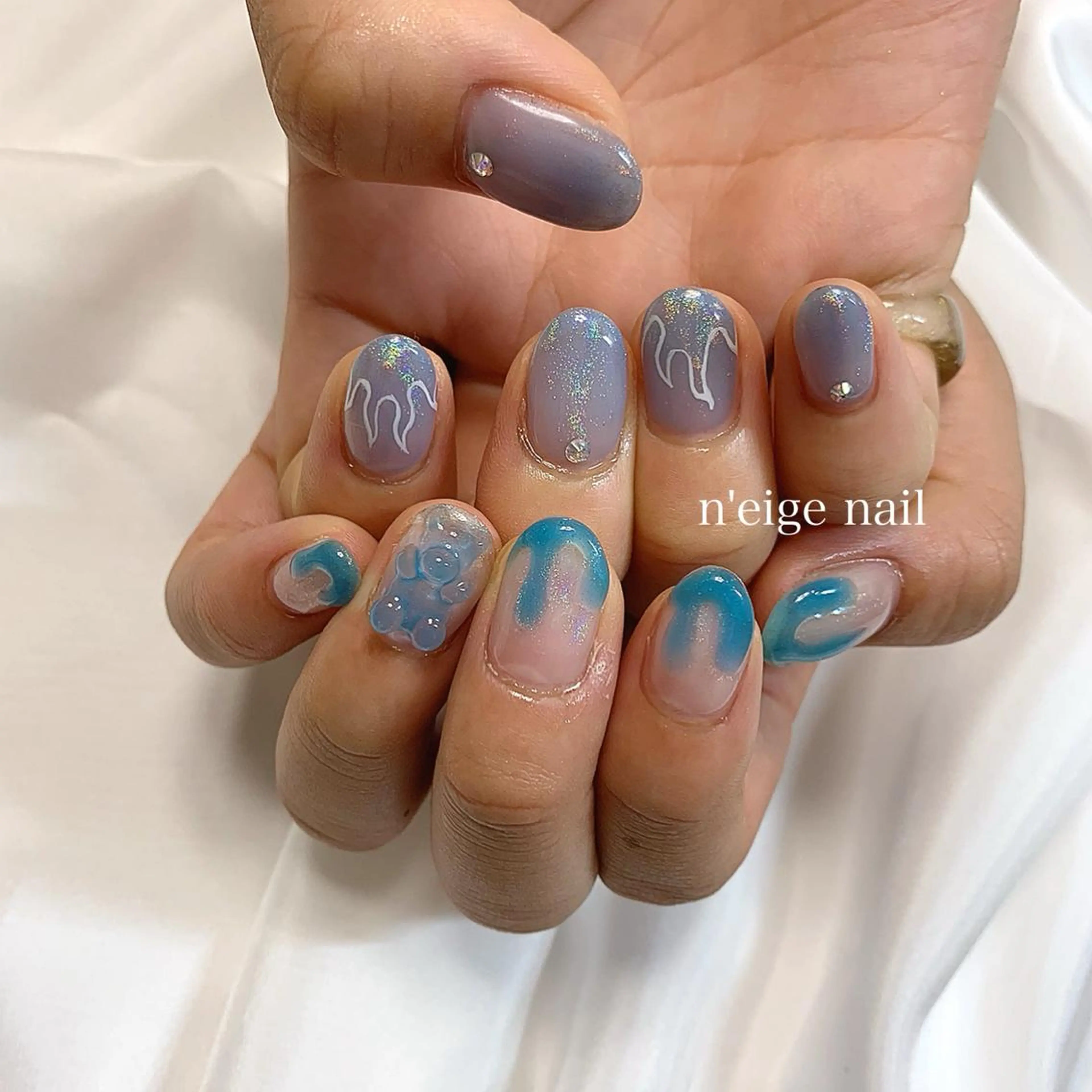 ネイル アートネイル ハート キラキラネイル 韓国ネイル ニュアンスネイル n'eige nail所属・大谷 綾香のネイルデザイン