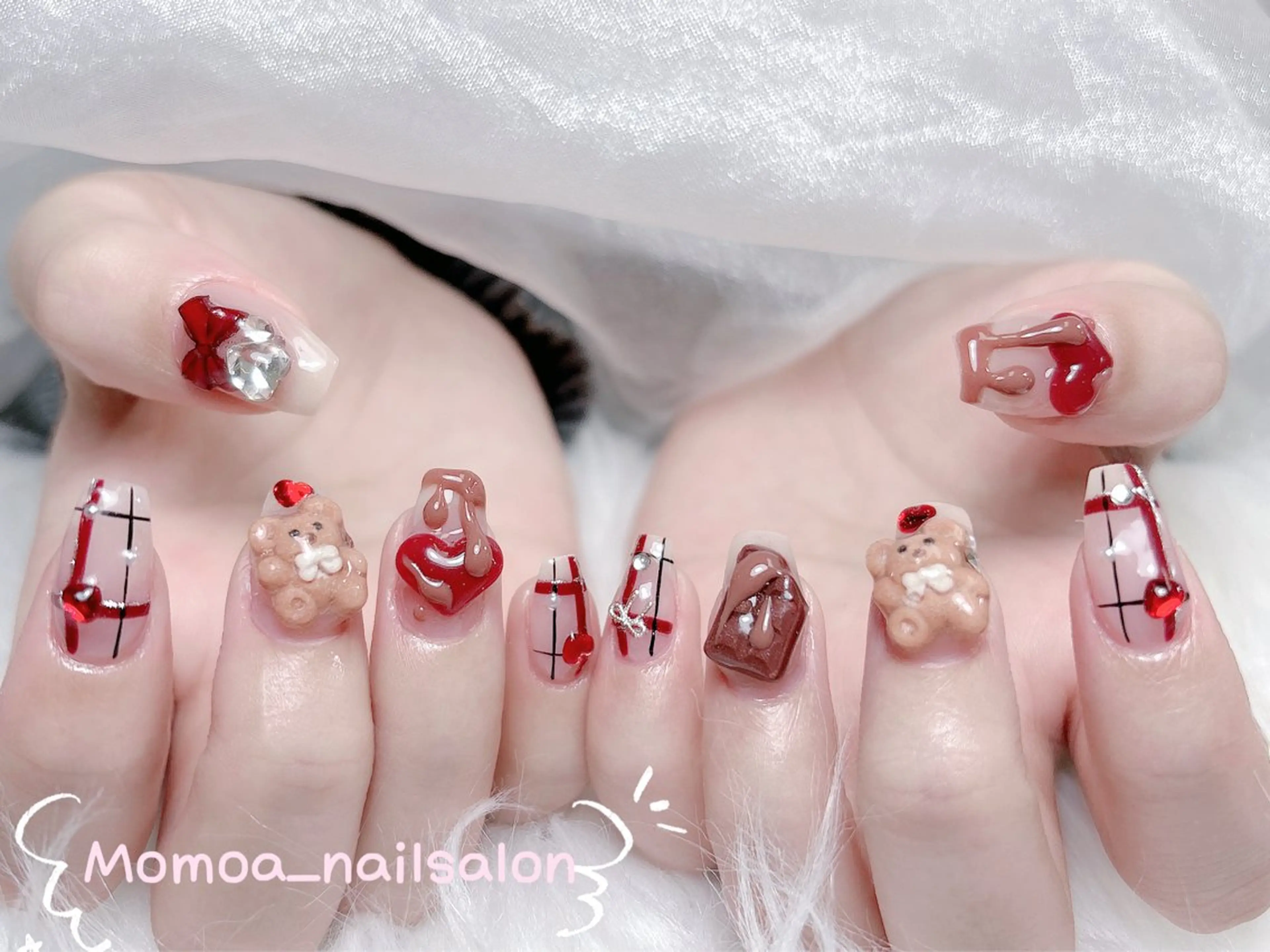 ネイル 成人式 ロングネイル マグネットネイル 大理石ネイル(マーブル) 持ち込み ハンドネイル MoMoA Nail ネイル長さ出し専門店のネイルデザイン