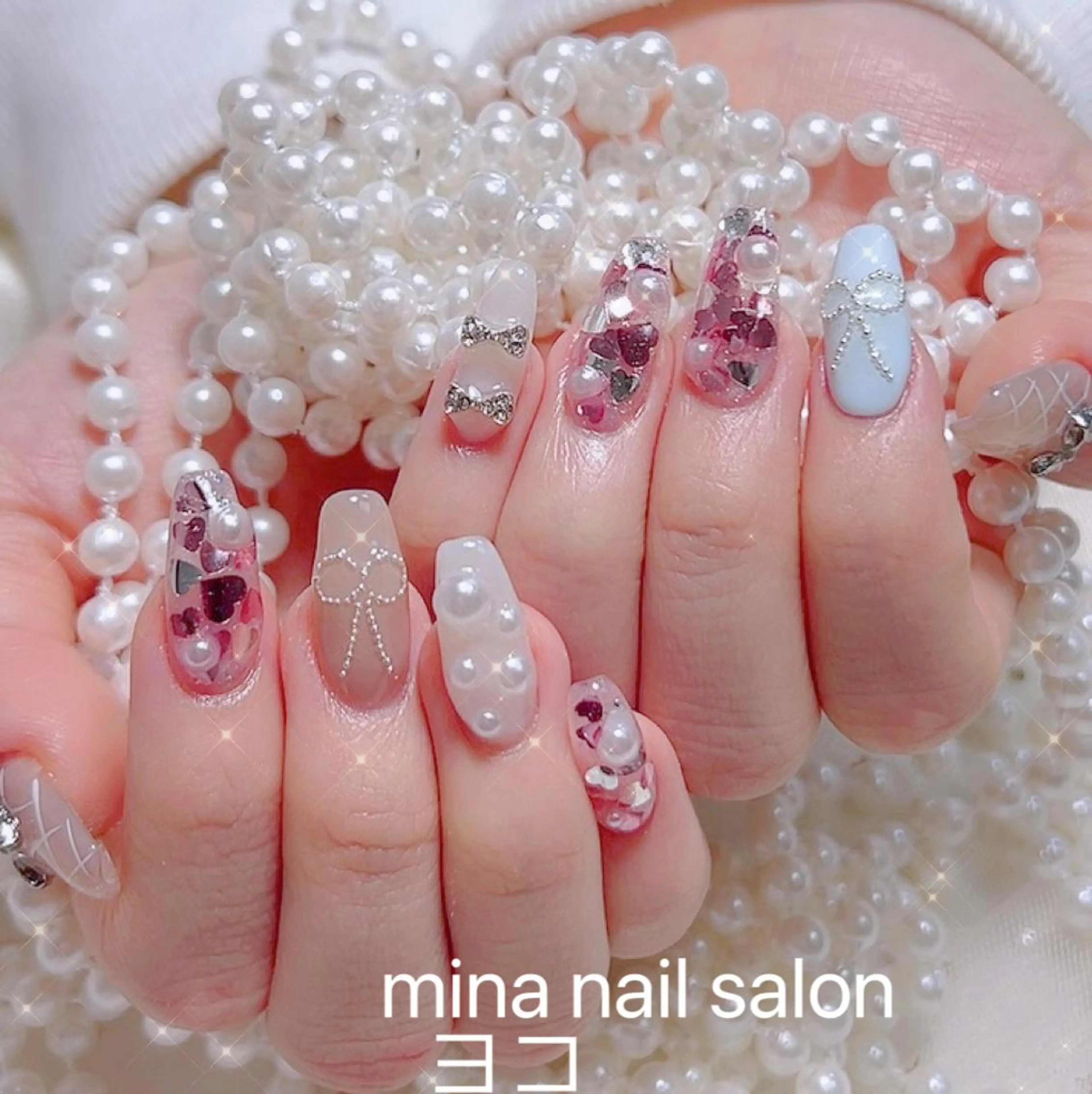 ネイル queensnail 🧸mikaのネイルデザイン