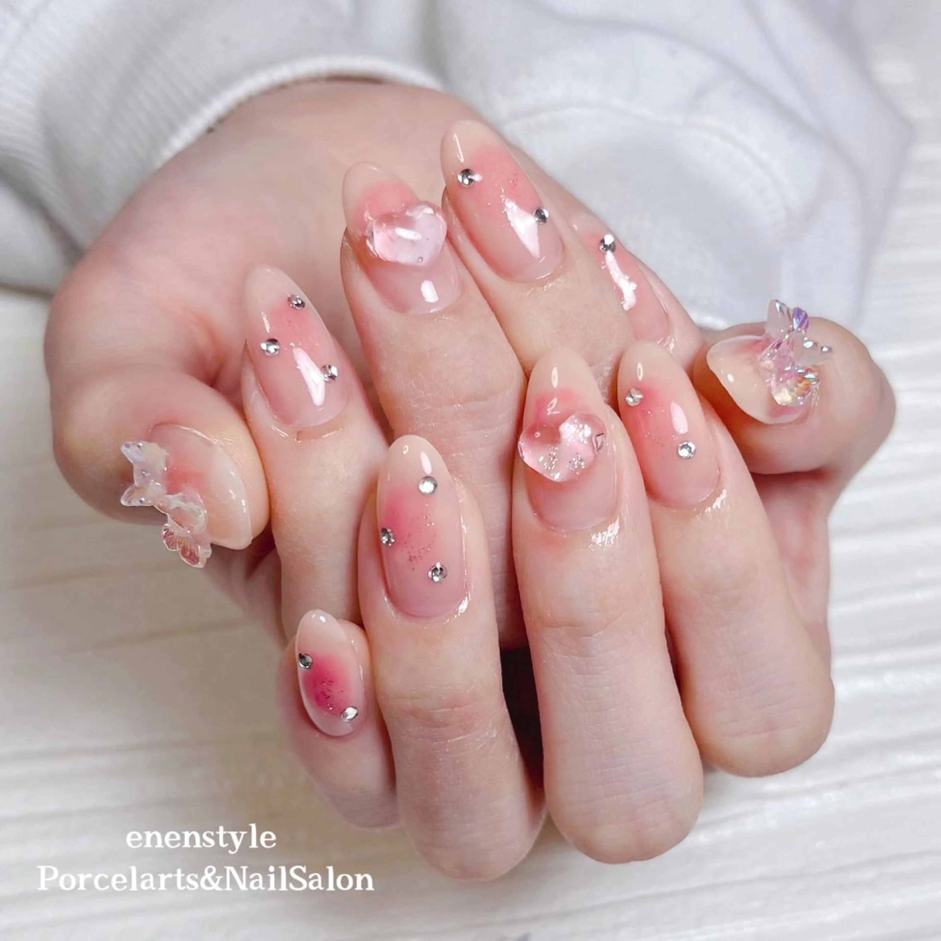 ミディアム ネイル 👑enen style👑のネイルデザイン