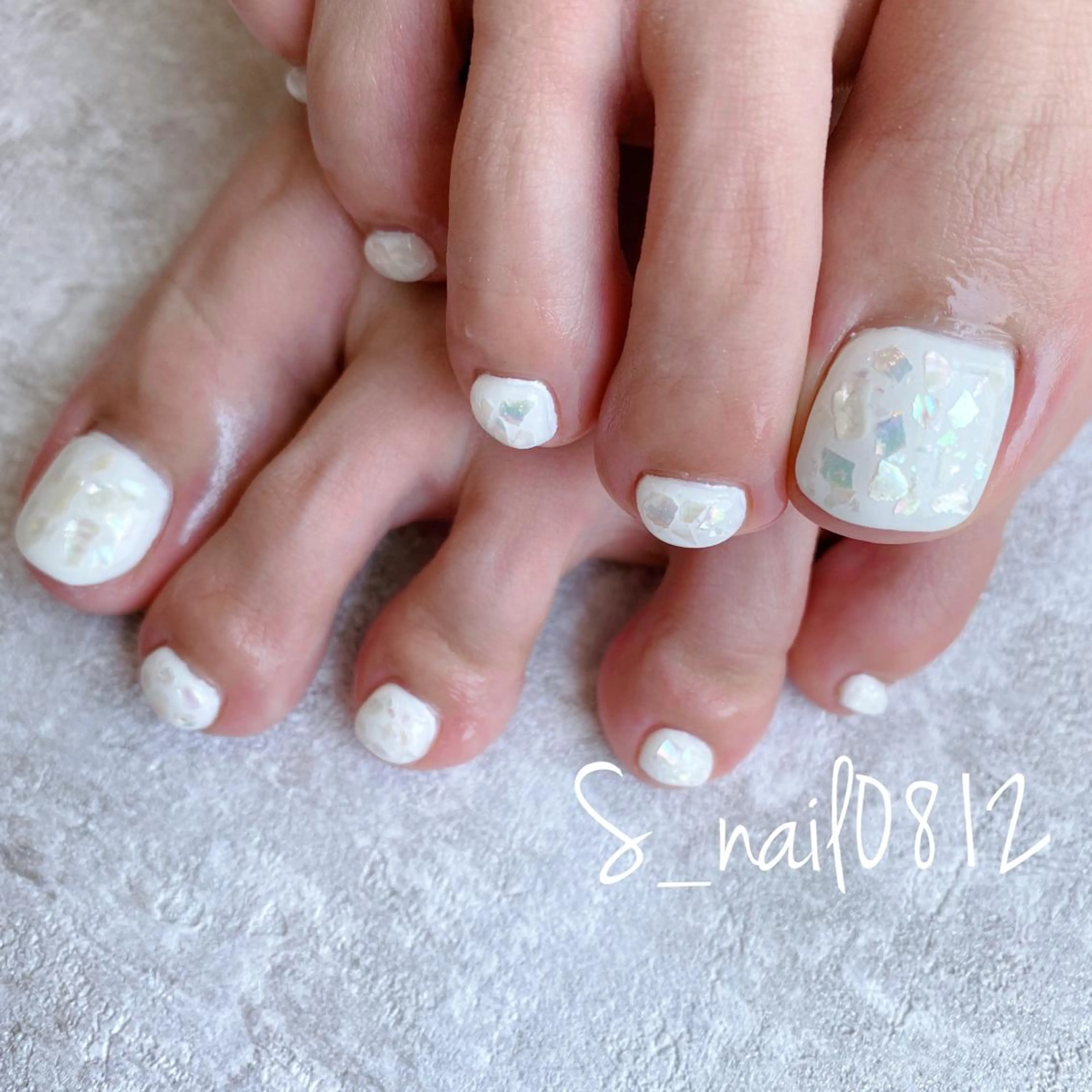 ネイル ホワイト 菅原 さおりのネイルデザイン