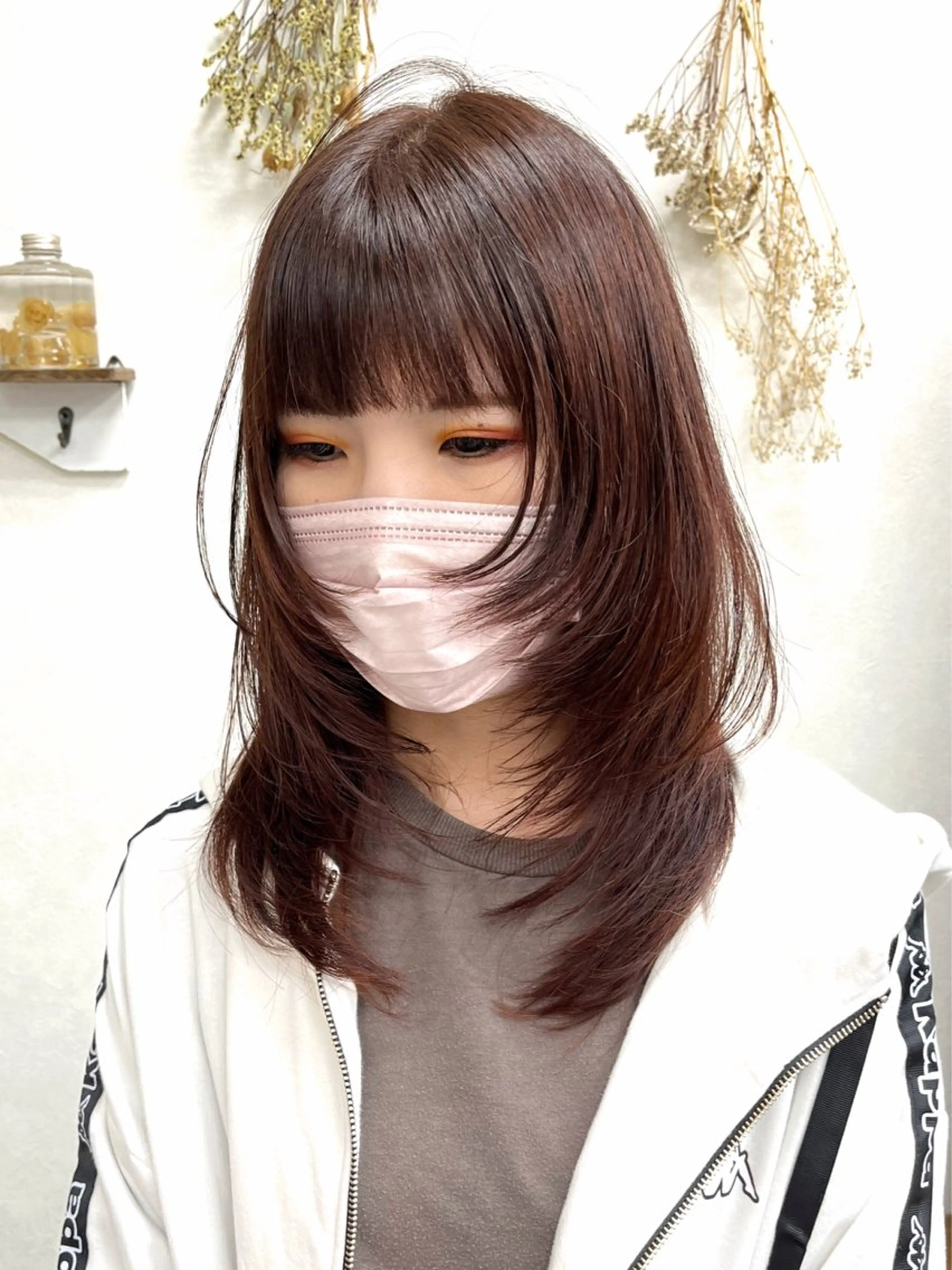 セミロング レイヤーカット ウルフカット ウルフレイヤー カット トリートメント issy/ハイライト ハイトーン／レイヤーのヘアスタイル
