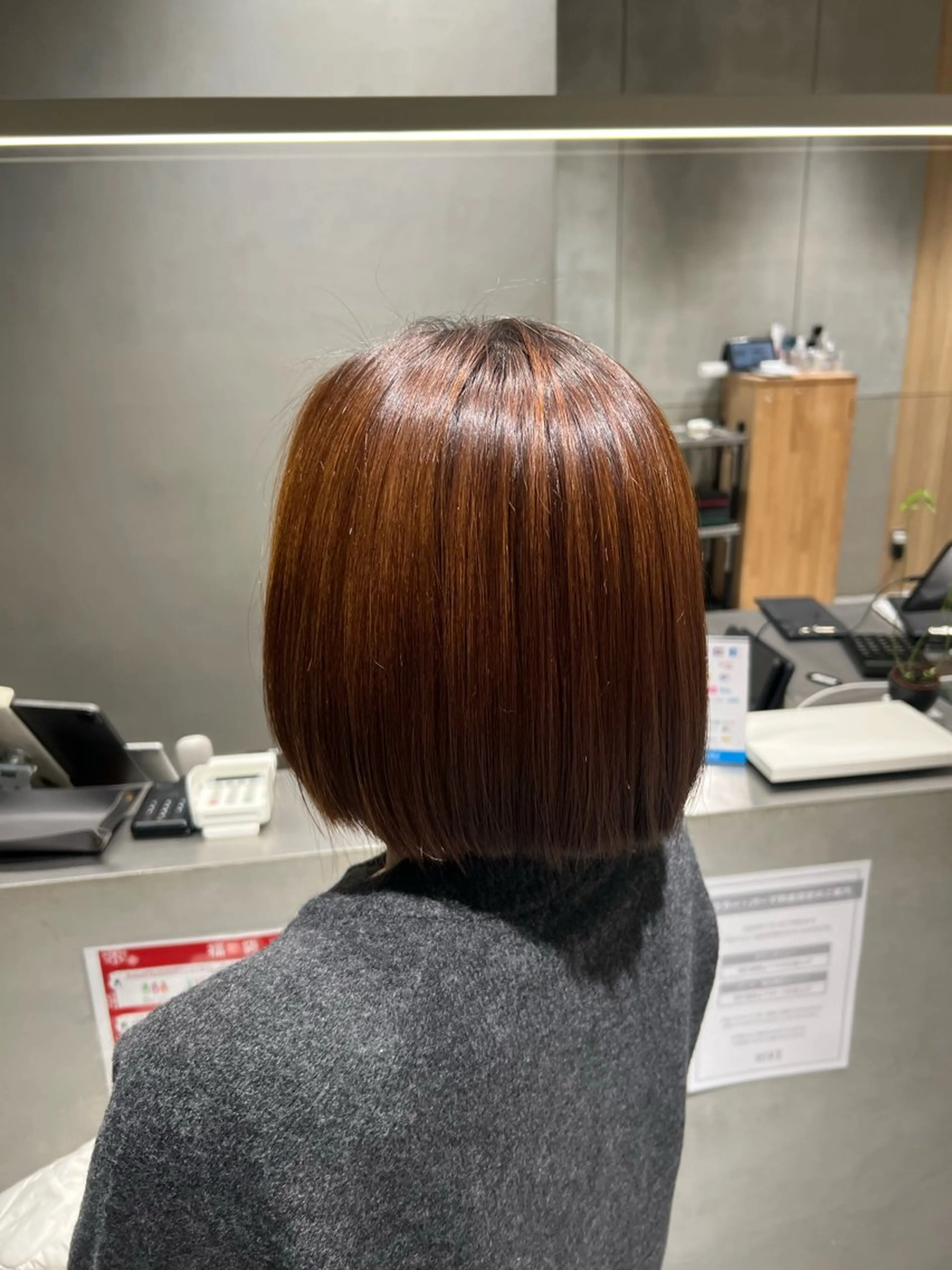 ショート パーマ ボブ 縮毛矯正 トリートメント 縮毛矯正 MINX momokaのヘアスタイル