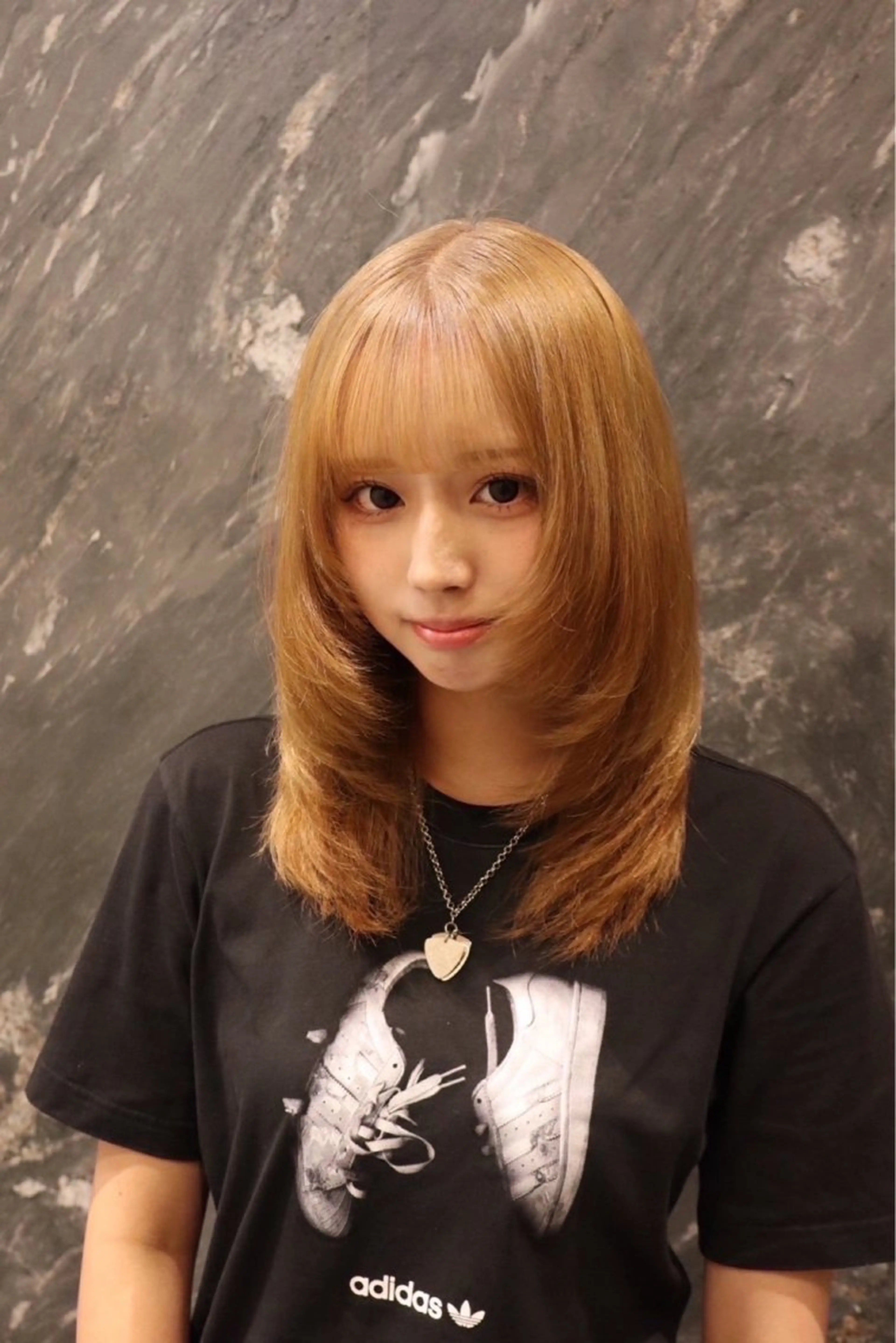 セミロング カラー レイヤーカット /ハイトーンchaoのヘアスタイル