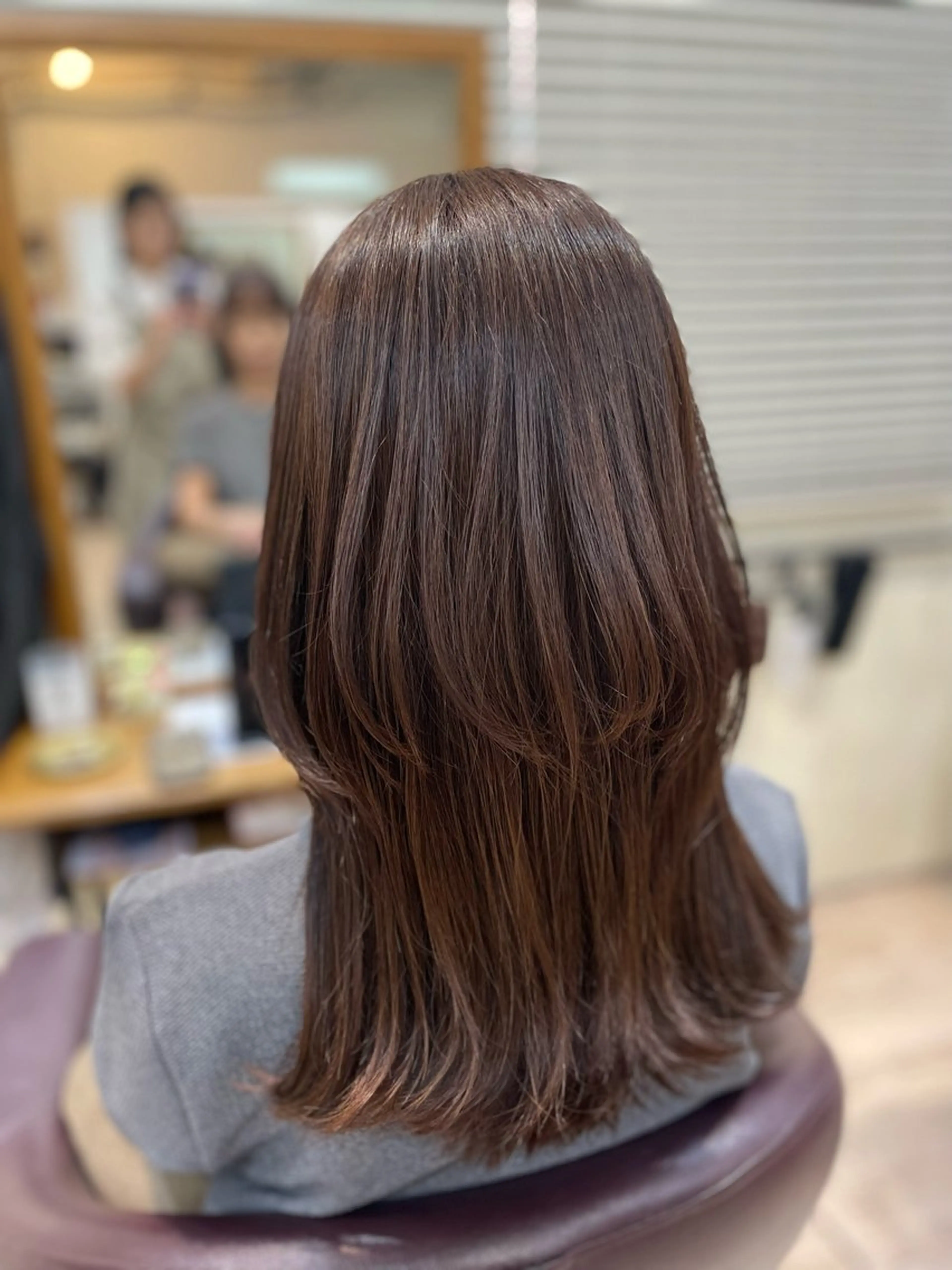 ロング 茅野 あゆ美のヘアスタイル