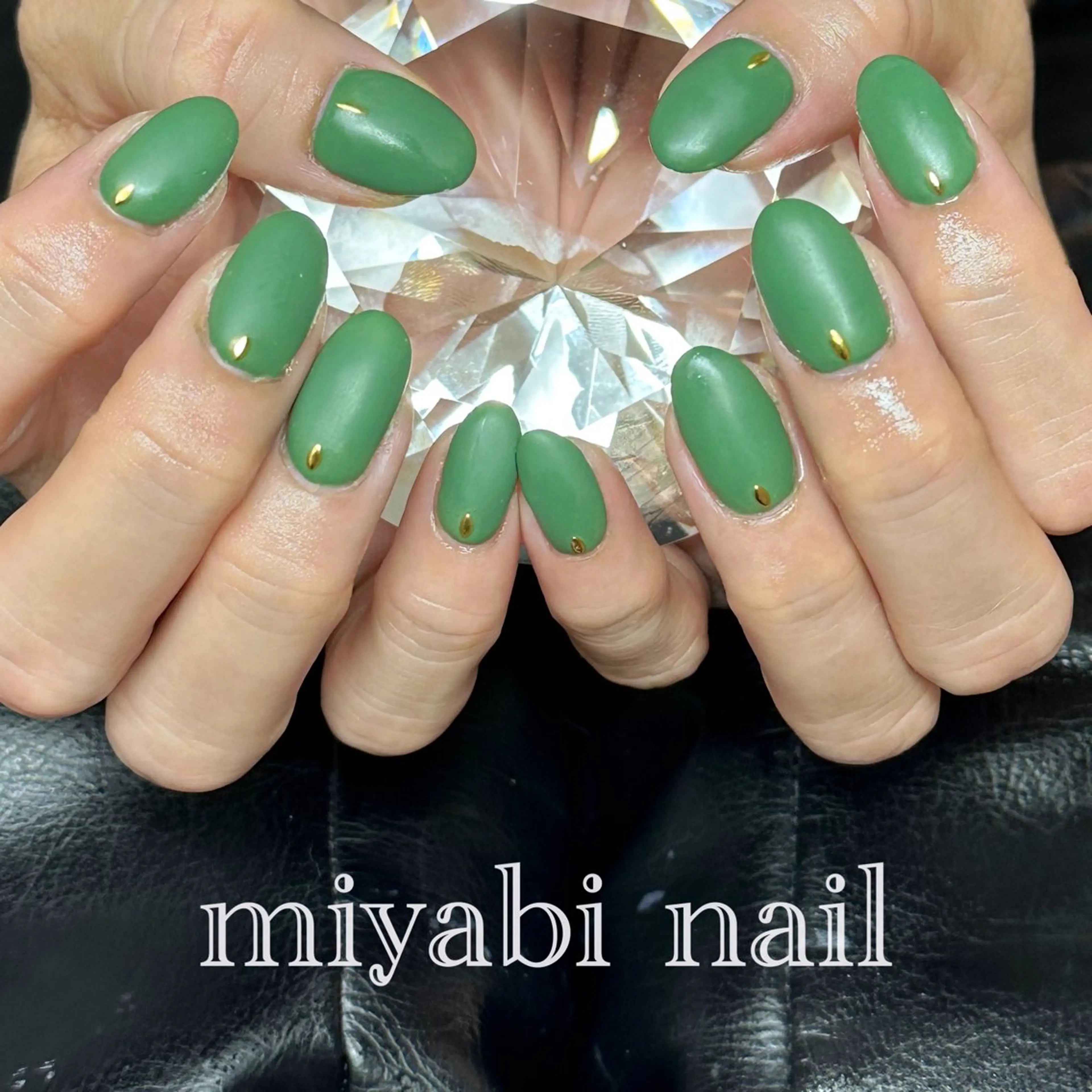 ネイル グリーン マットネイル 持ち込み ワンカラーネイル シンプルネイル ハンドネイル miyabi nail 桂川駅近くのネイルデザイン