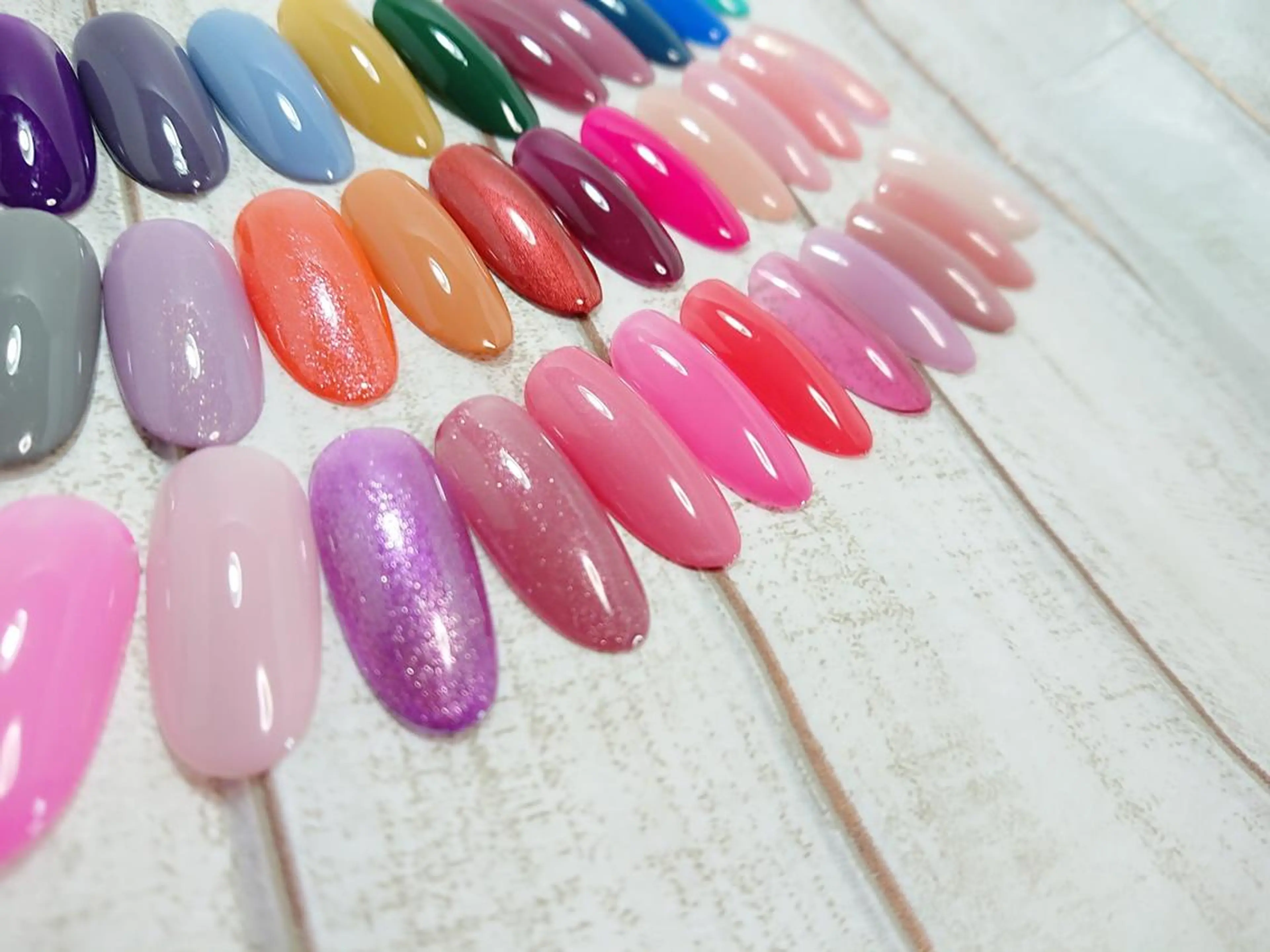 ネイル ハンドネイル フットネイル NailBeauty コルンのネイルデザイン