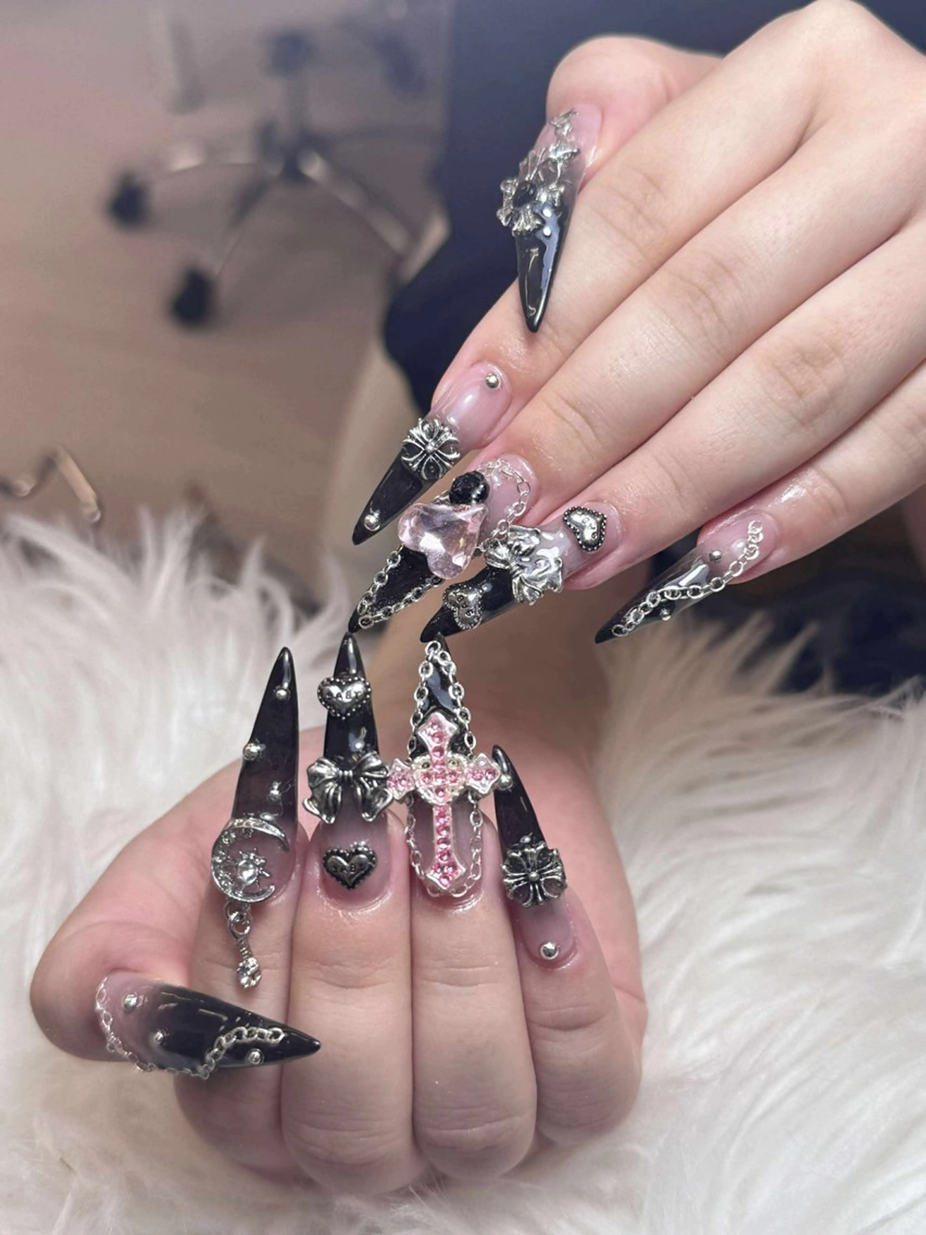 ネイル アートネイル フレンチネイル ジェルネイル 韓国ネイル マグネットネイル Lenie Nail Salonのネイルデザイン