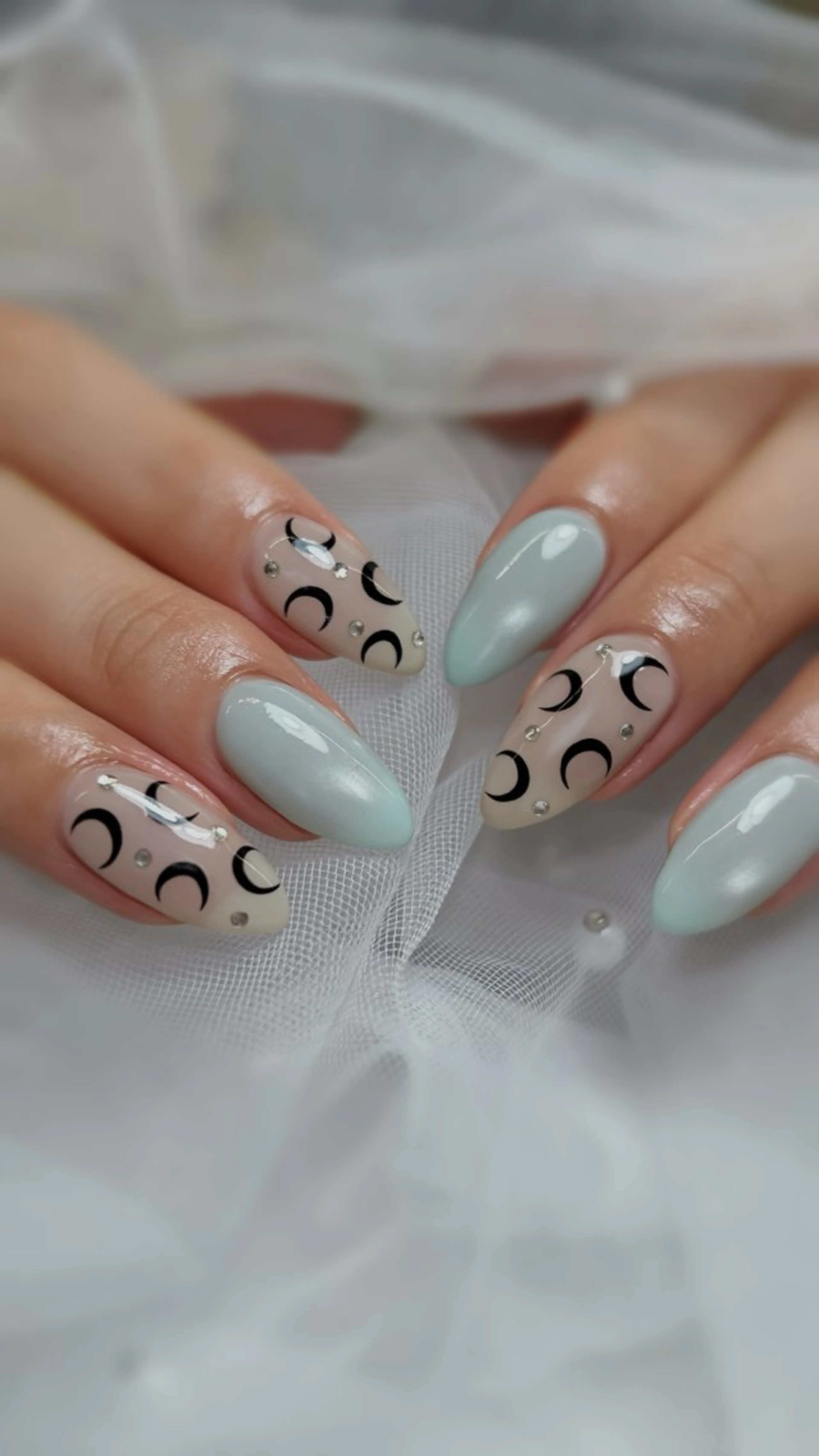 ネイル ハンドネイル RUi🦋🕯️ 堺筋本町のネイルデザイン