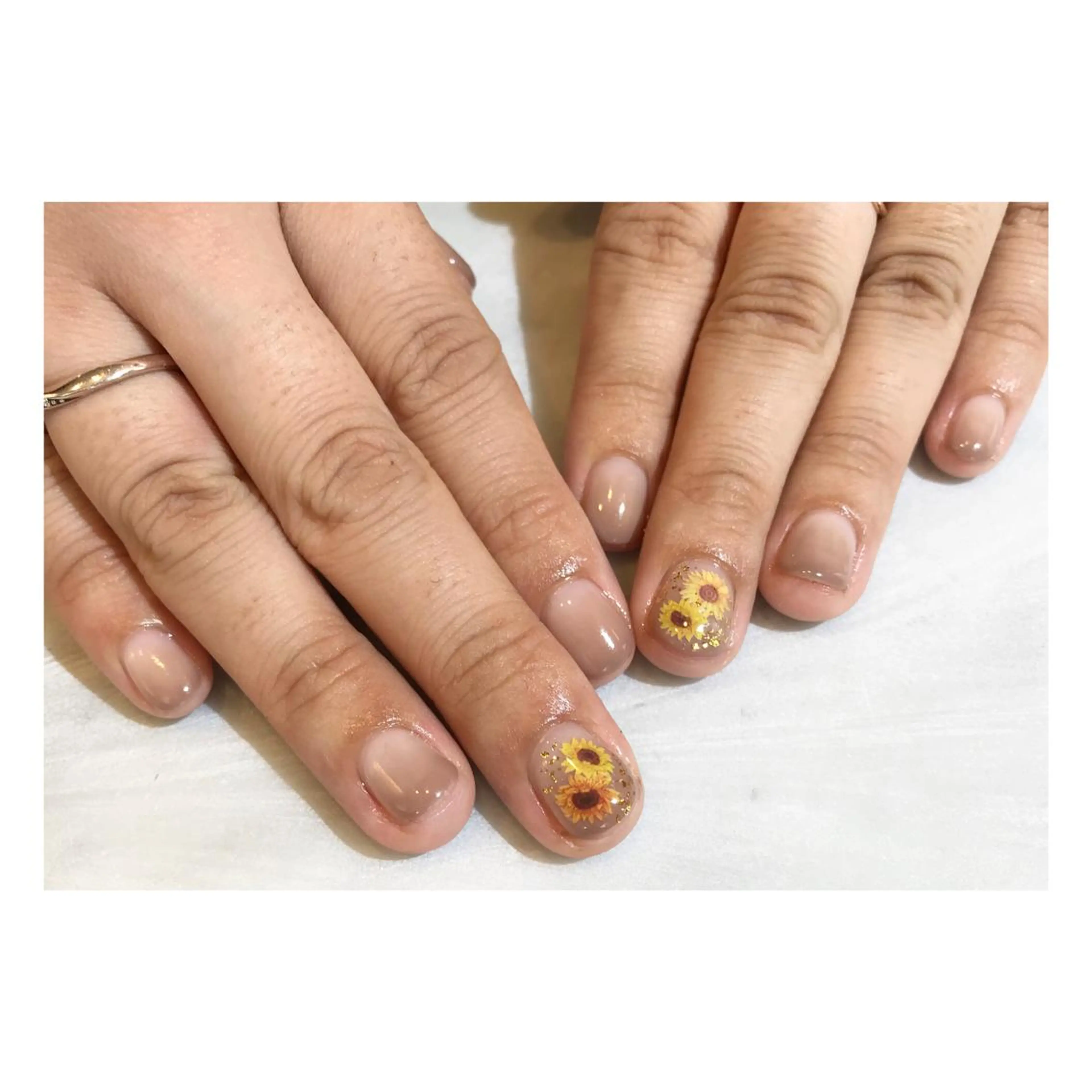 カラー ネイル 関根 未来のネイルデザイン