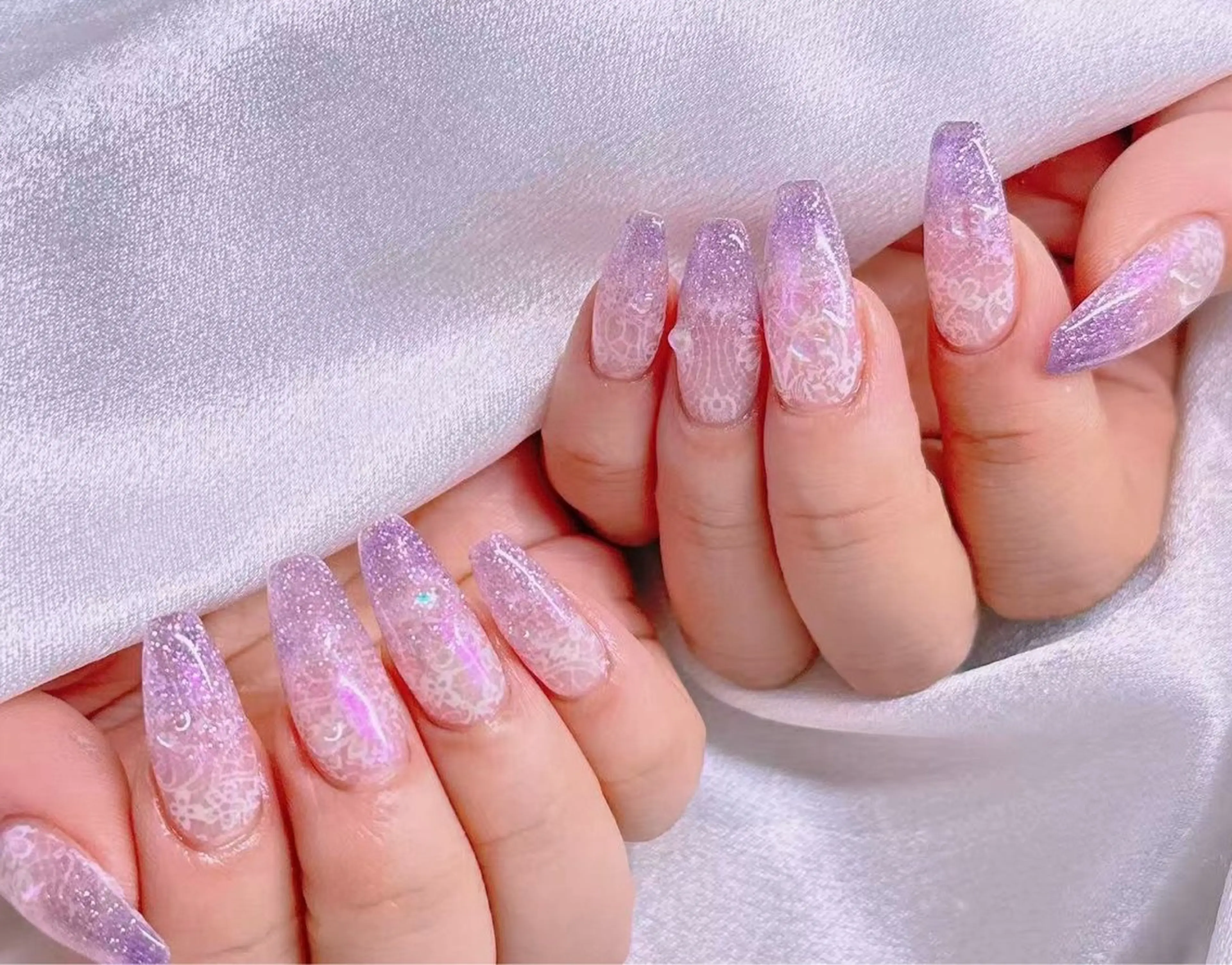 ネイル ブルー チークネイル フレンチネイル ジェルネイル ハート ハンドネイル 美爪パラジェル導入店 Sunnilyのネイルデザイン