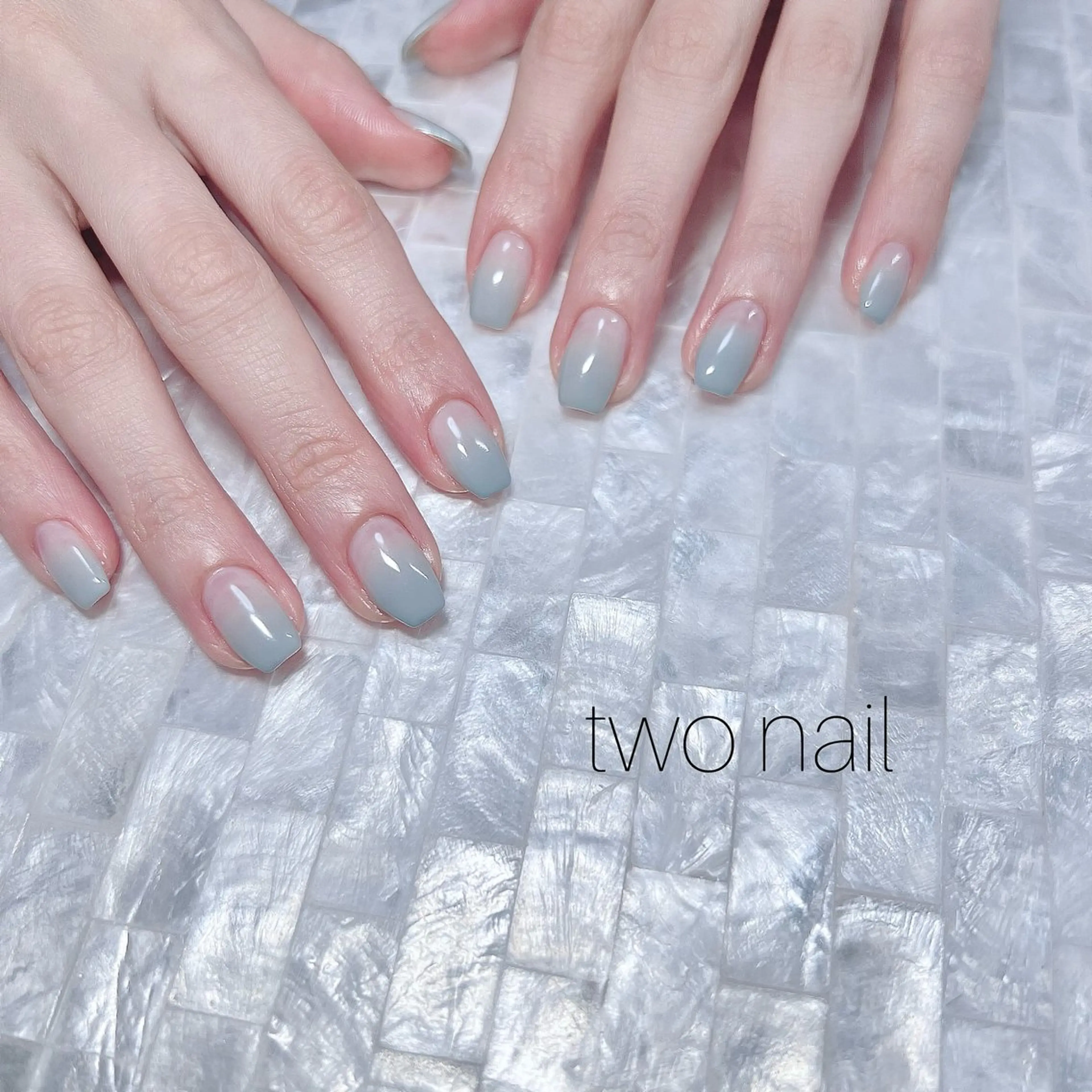 ネイル ネイルチップ ホワイト ハンドネイル two nailのネイルデザイン