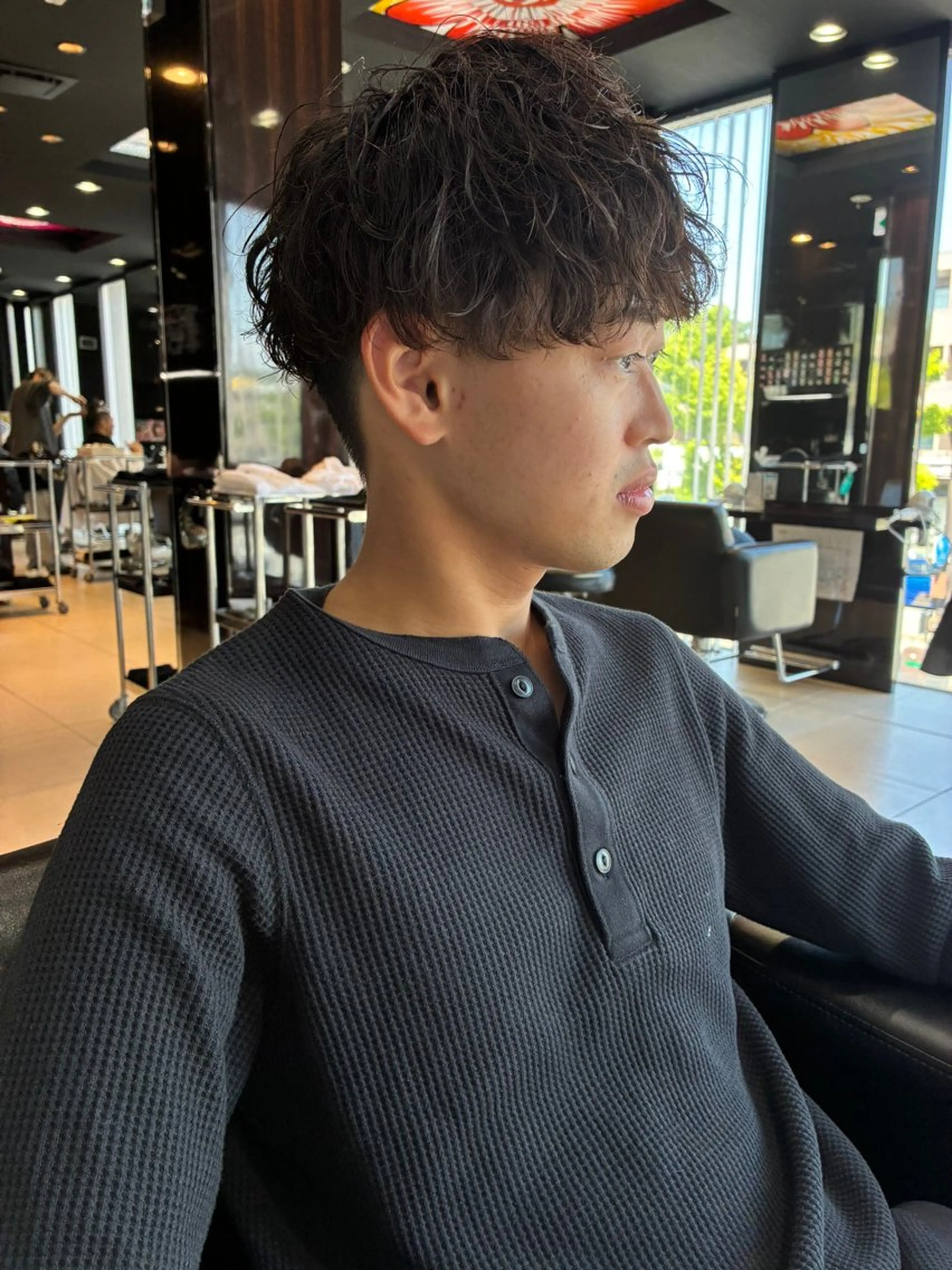 ショート パーマ 鷹尾 汐音のヘアスタイル