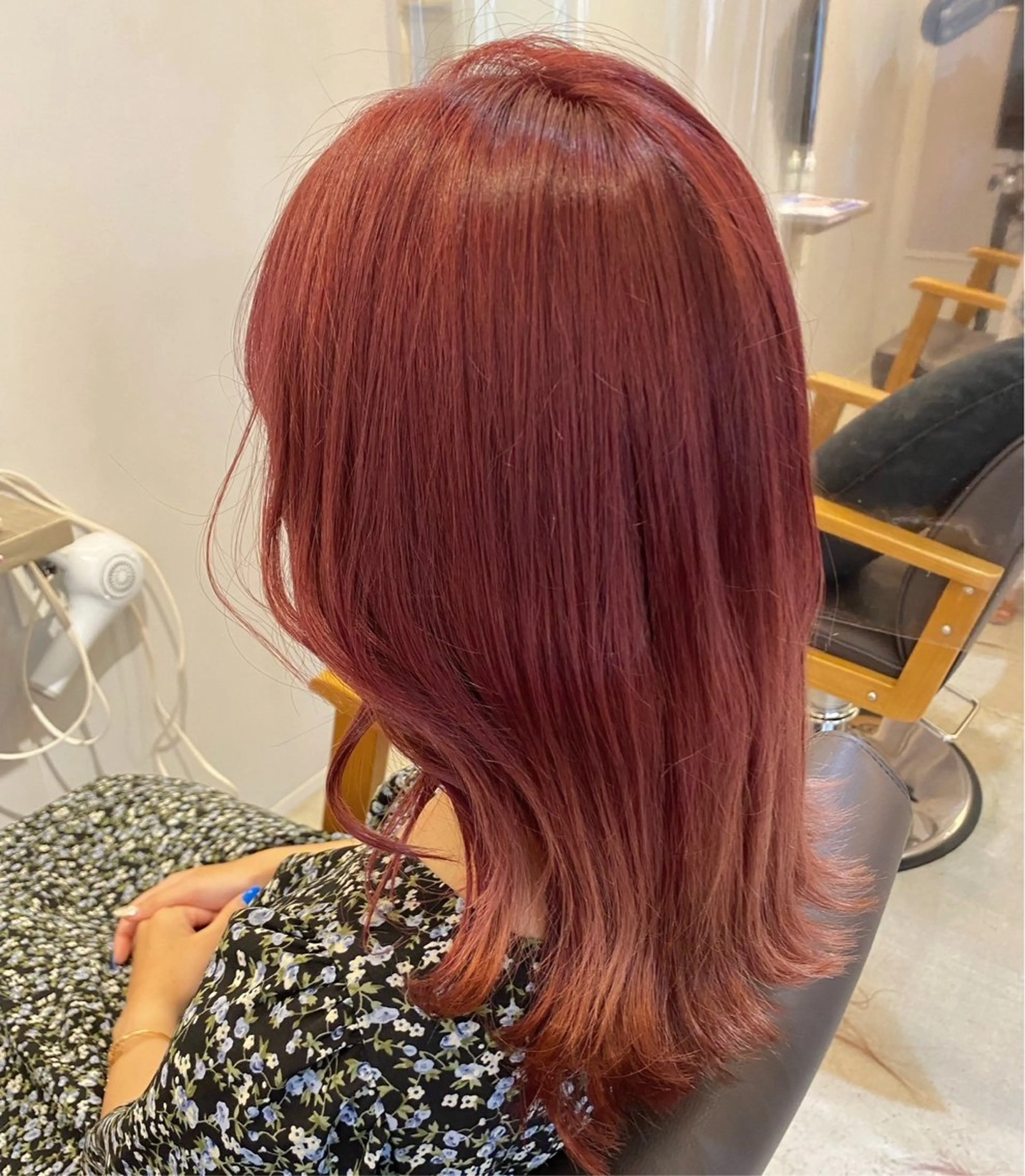 セミロング 美髪✨艶髪✨髪質改善 カラー特化❕亀島のヘアスタイル