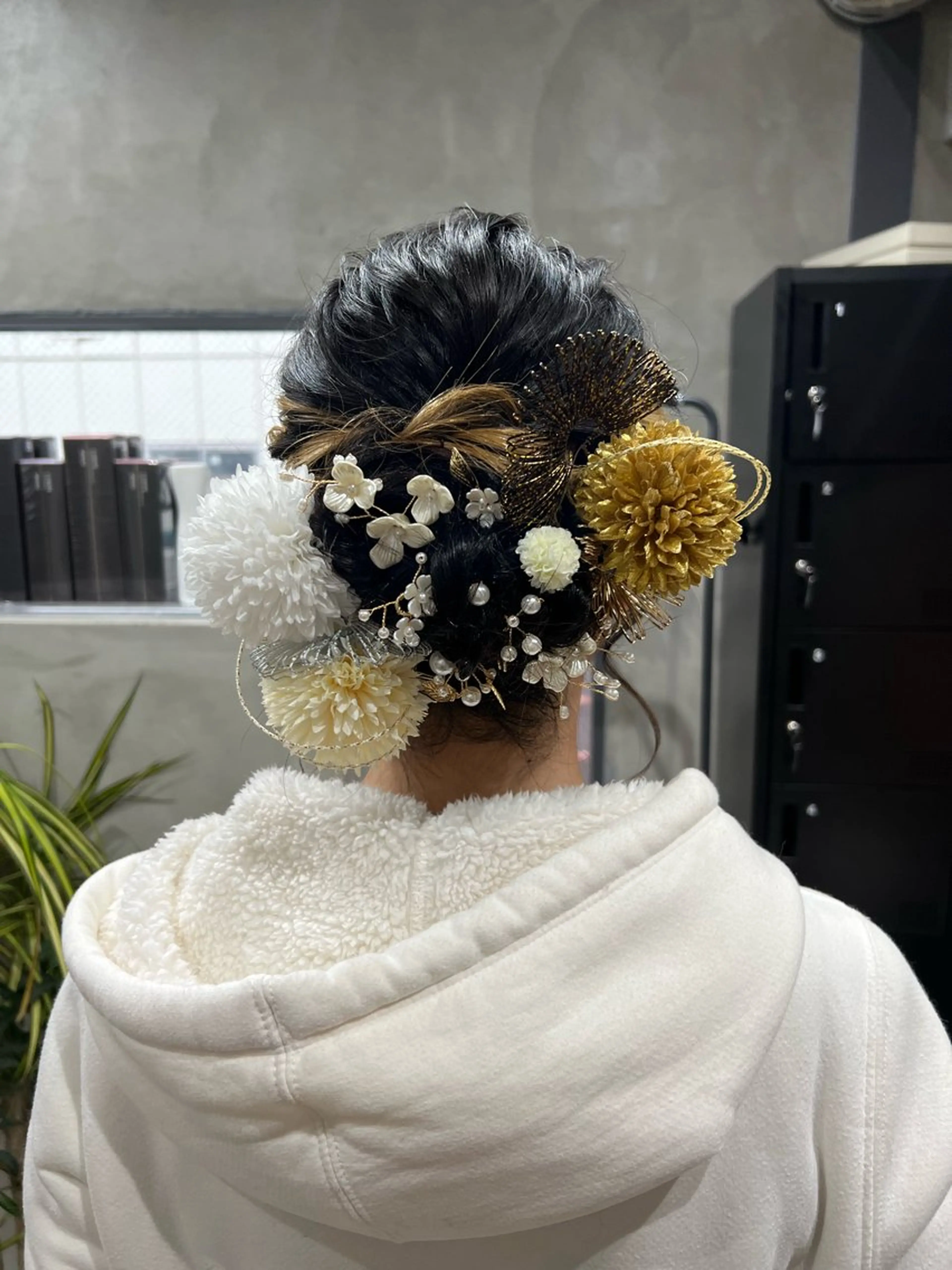 ミディアム ヘアセット maya レイヤーカットのヘアスタイル