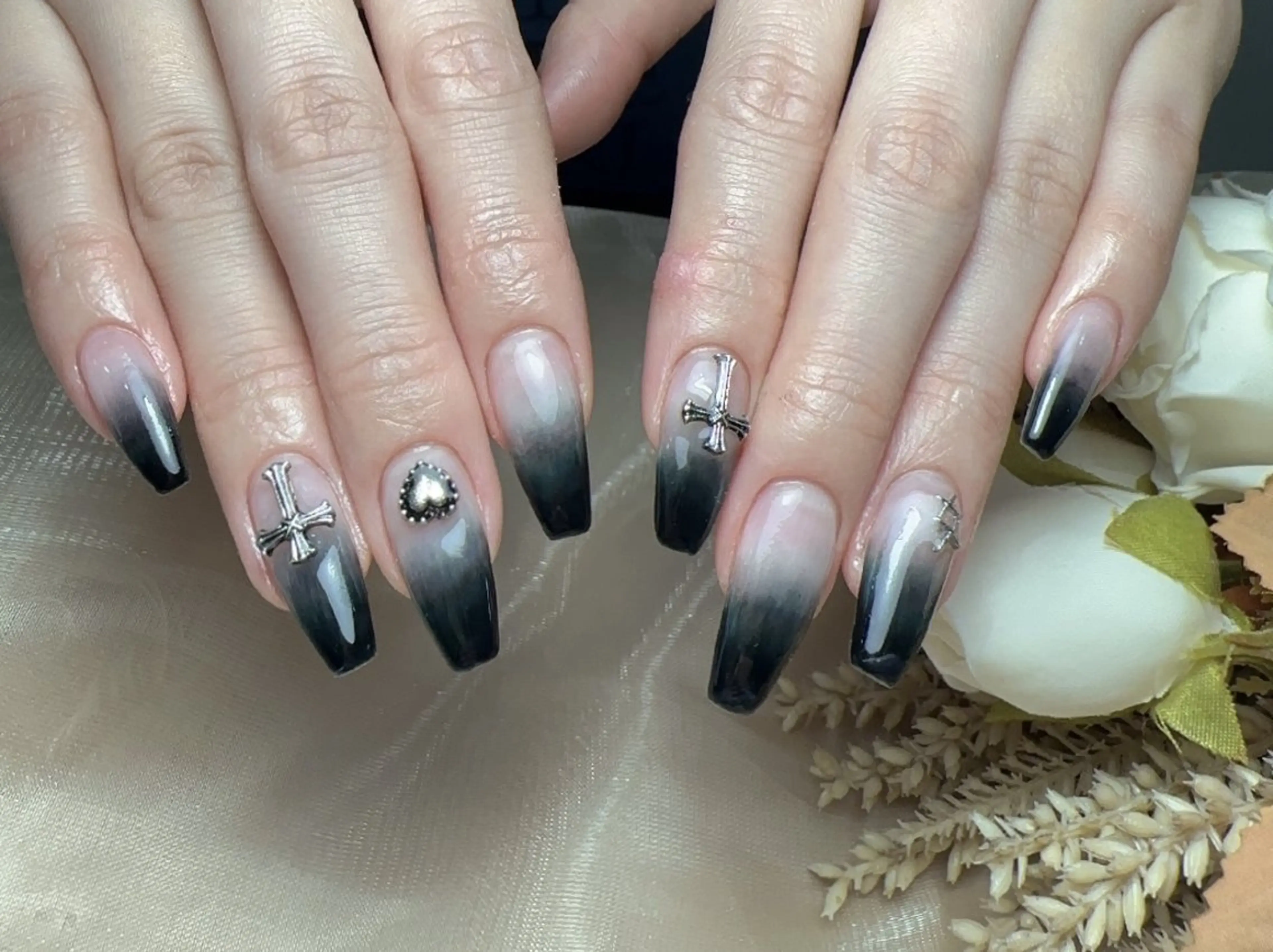 ネイル グラデーション ハンドネイル UM Nail Salonのネイルデザイン