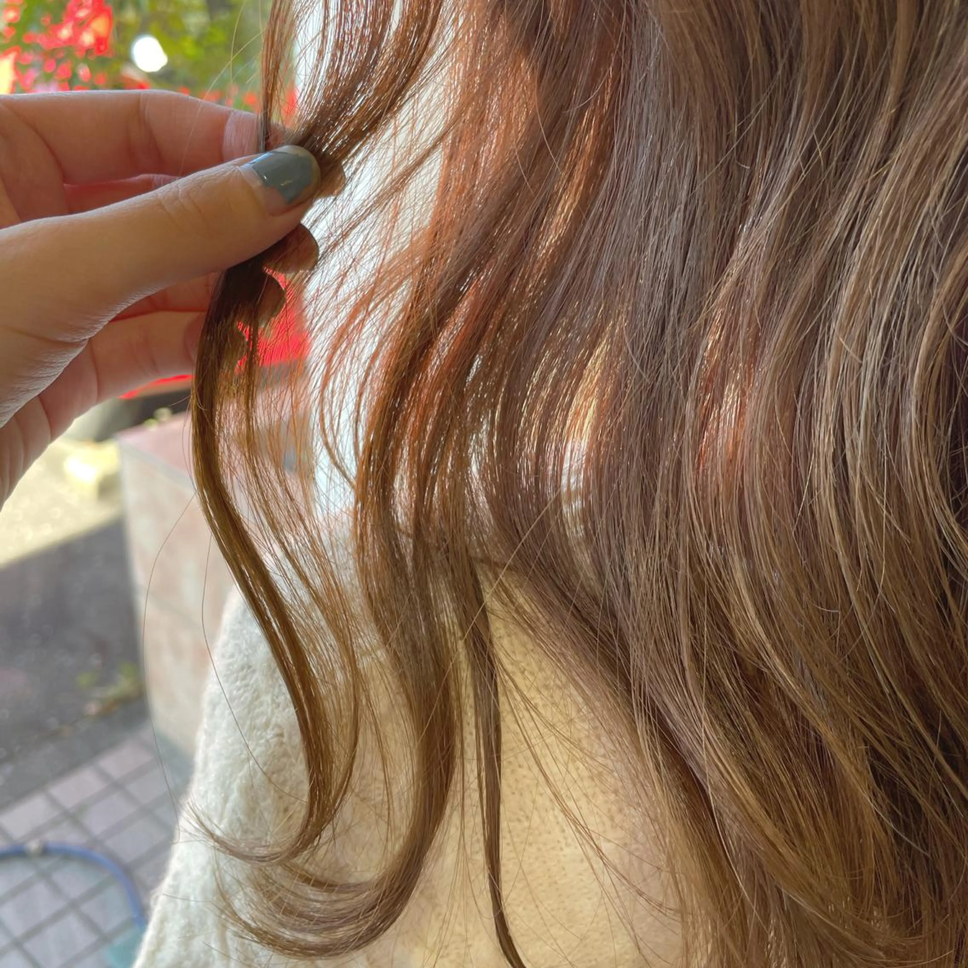 ミディアム 青木 梨奈のヘアスタイル