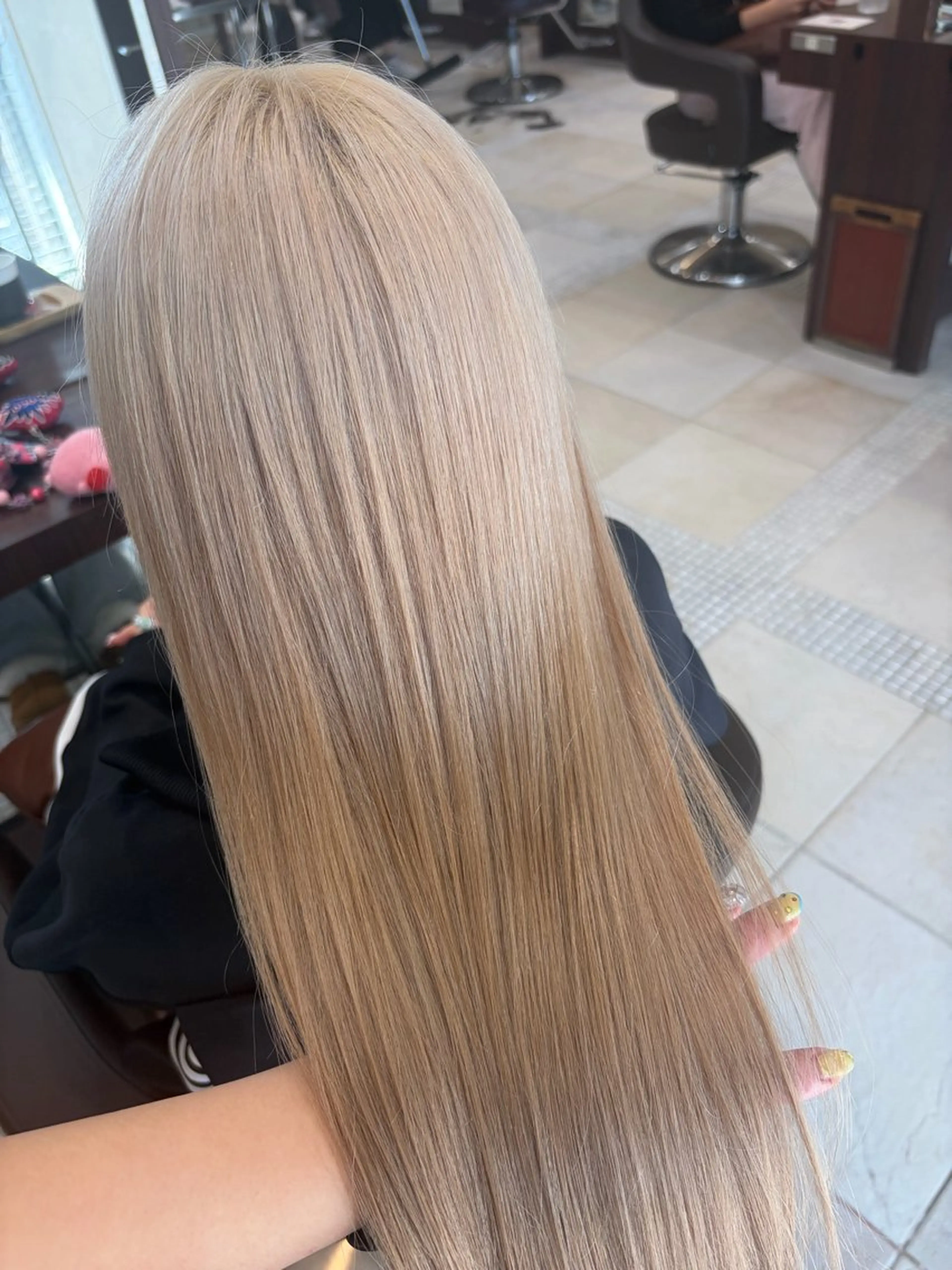 ロング ヘアカラー 【暖色ハイトーン】 HARUNA🌼のヘアスタイル