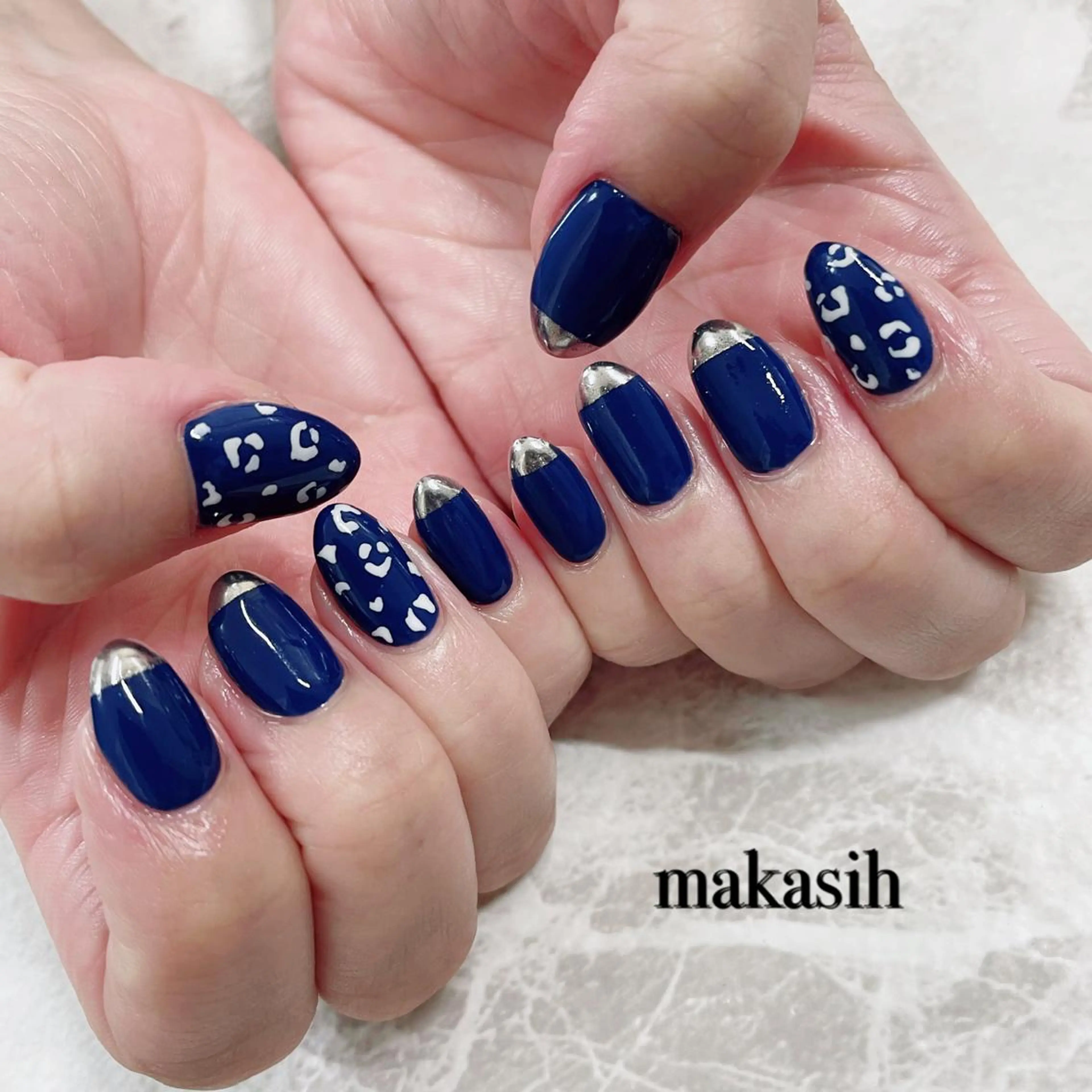 ネイル アニマル柄 ミラーネイル 濱田 美菜子のエステ・リラクイメージ