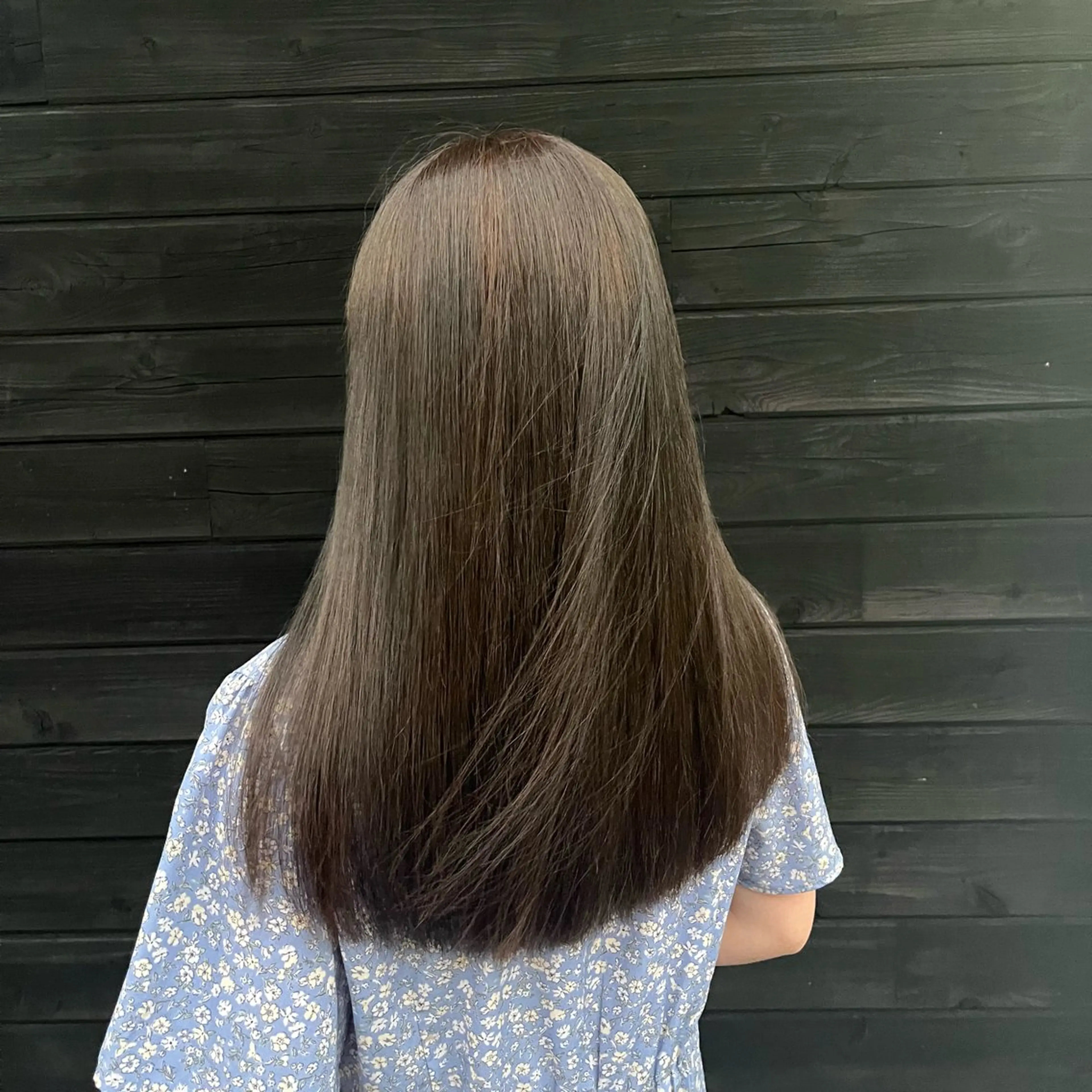 セミロング レイヤー/顔まわり/ 南草津/ゴトウのヘアスタイル