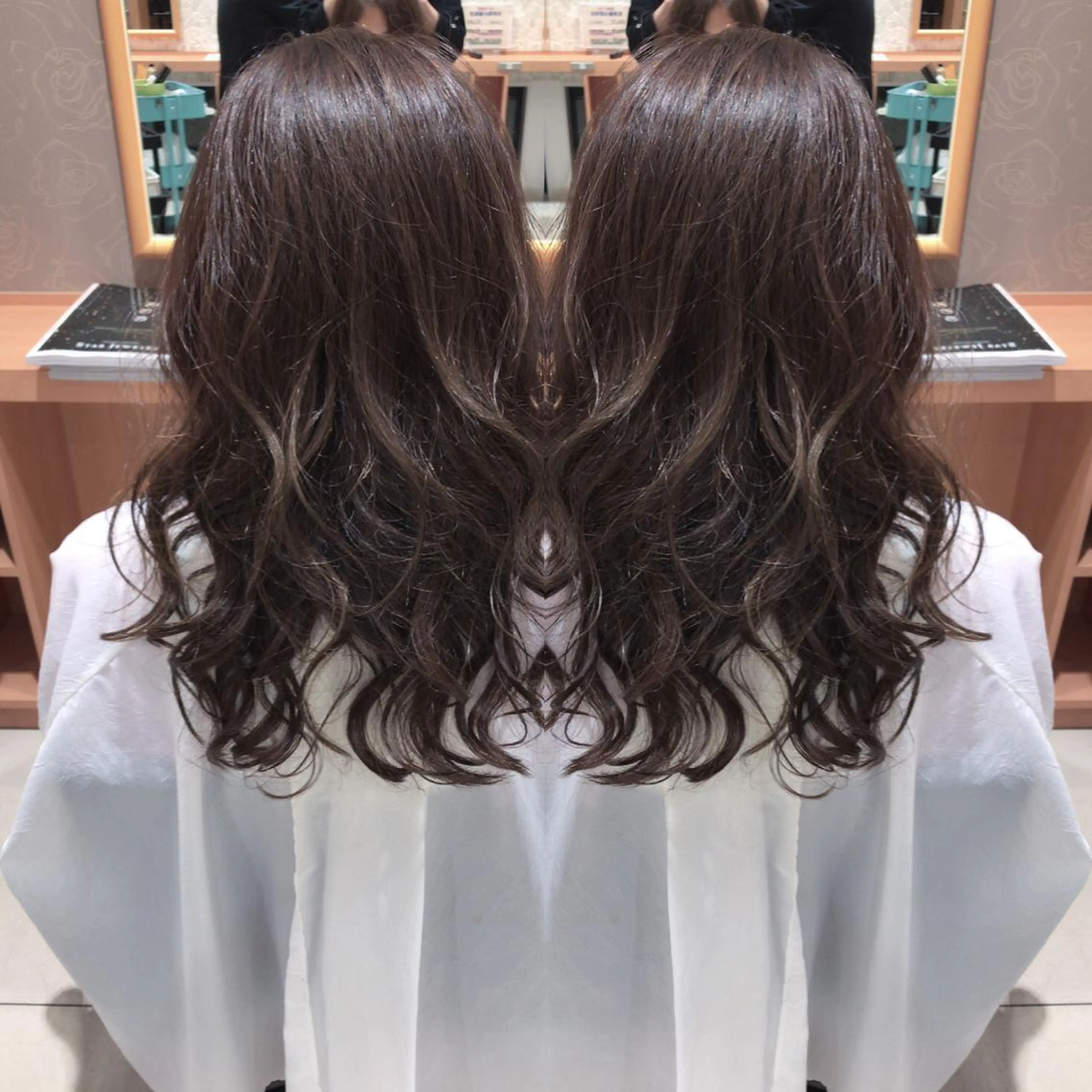 ロング カラー イルミナカラー haku  hair salon所属・レイヤーカット匠 イソザキノリユキのヘアスタイル