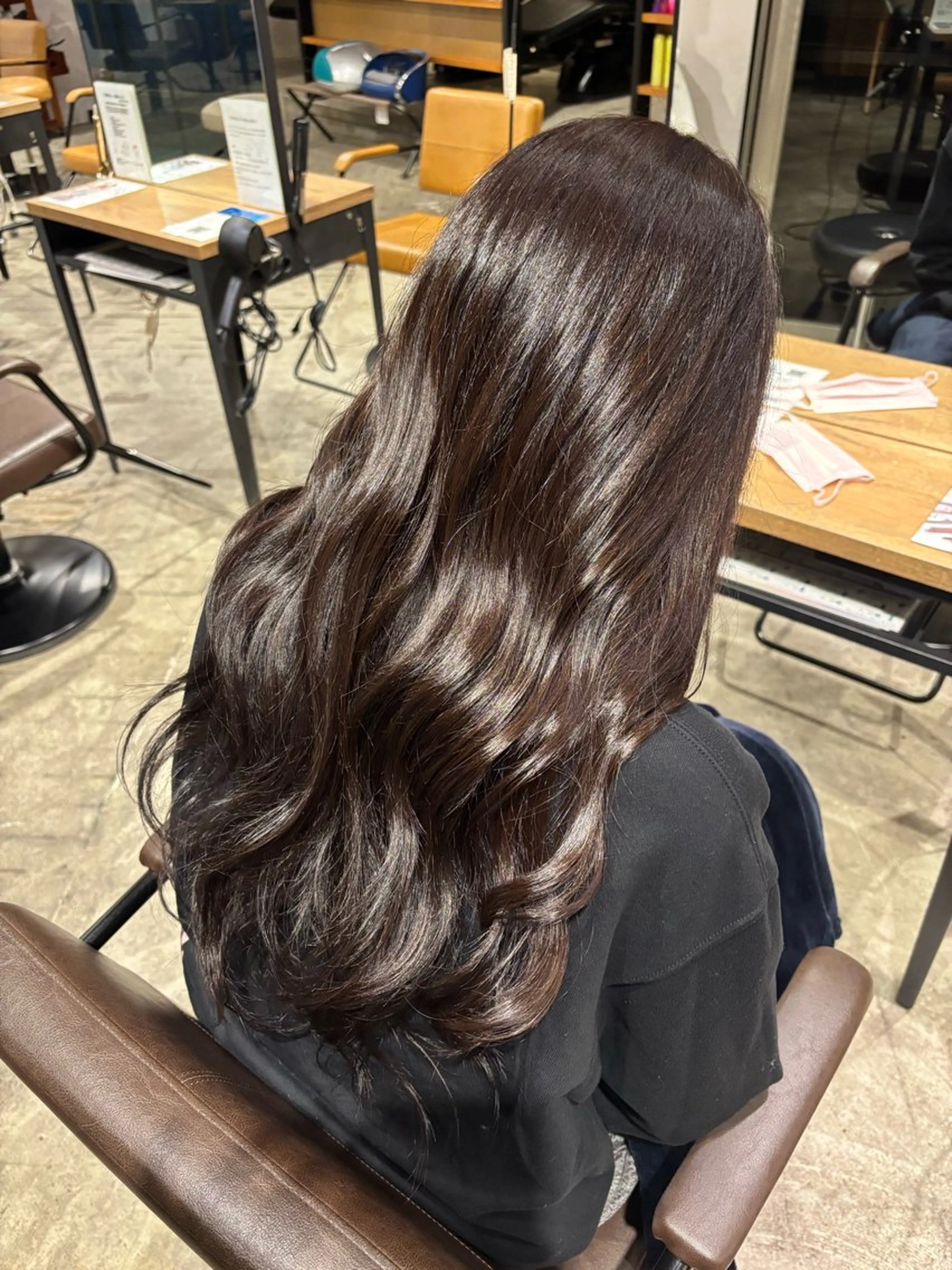 カラー ブラウンカラー はっとり ななせのヘアスタイル