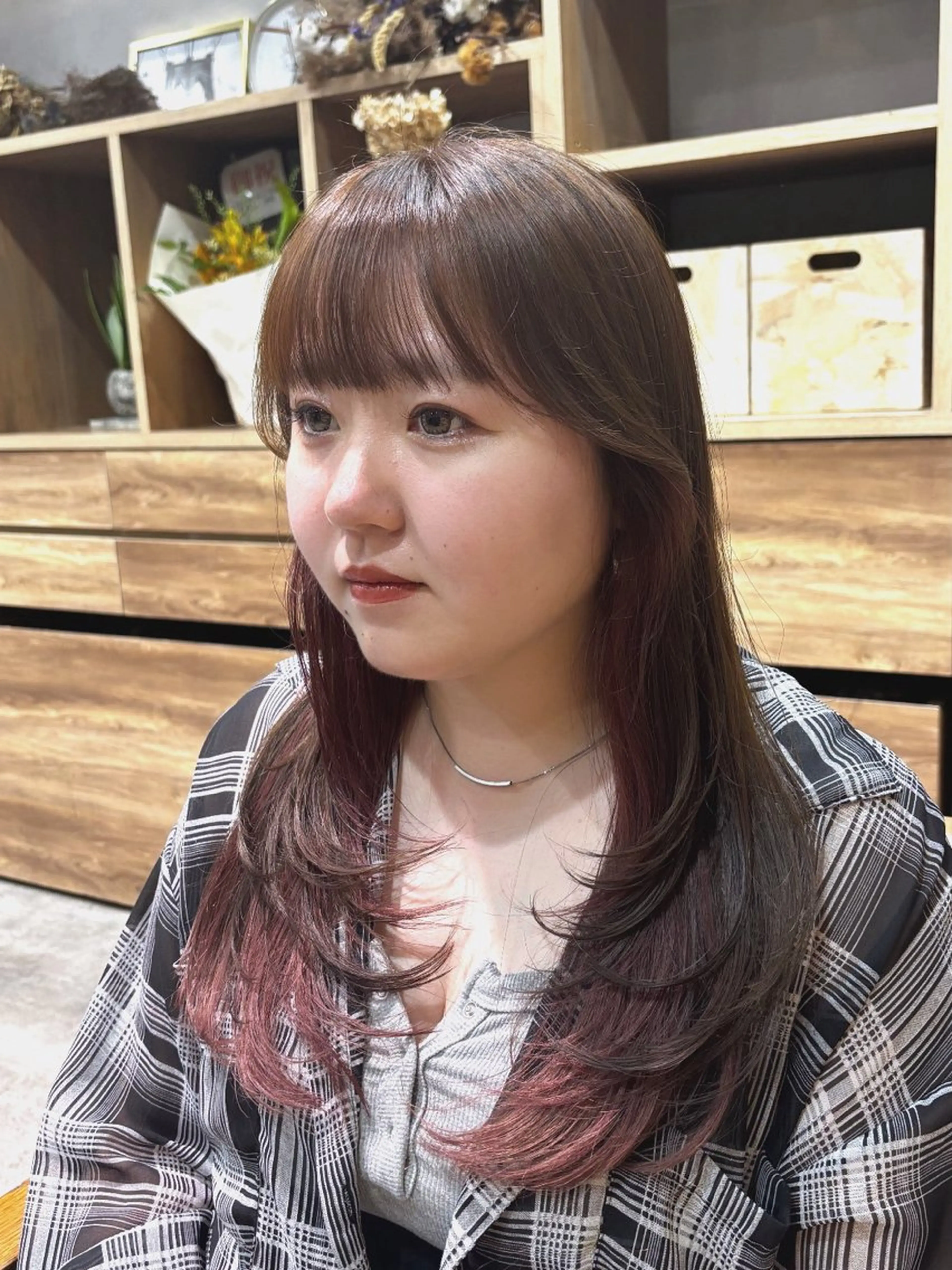 ロング &maison所属・LI LIのヘアスタイル