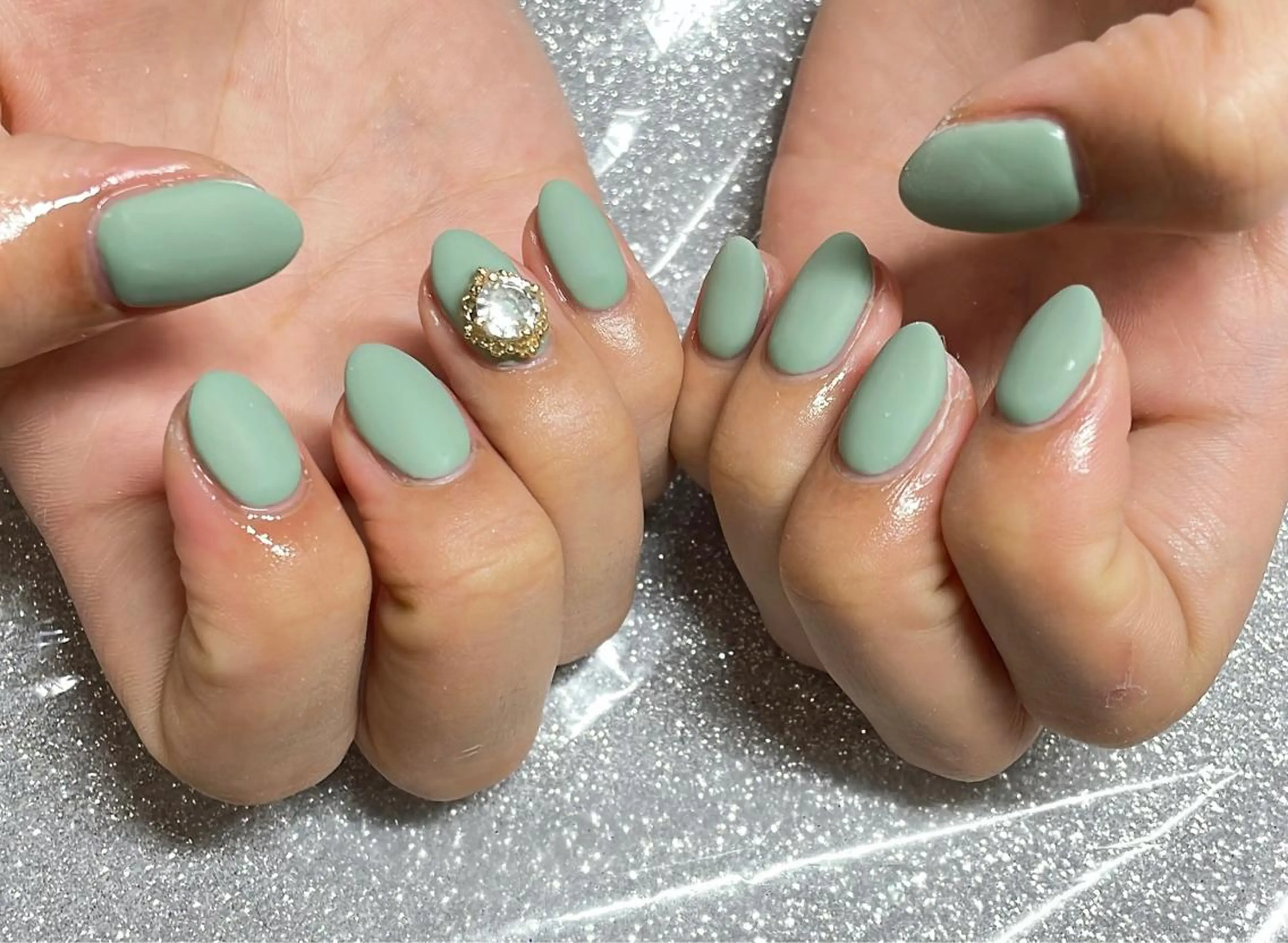 ネイル ハンドネイル VIERU 🌈🎀💖のネイルデザイン