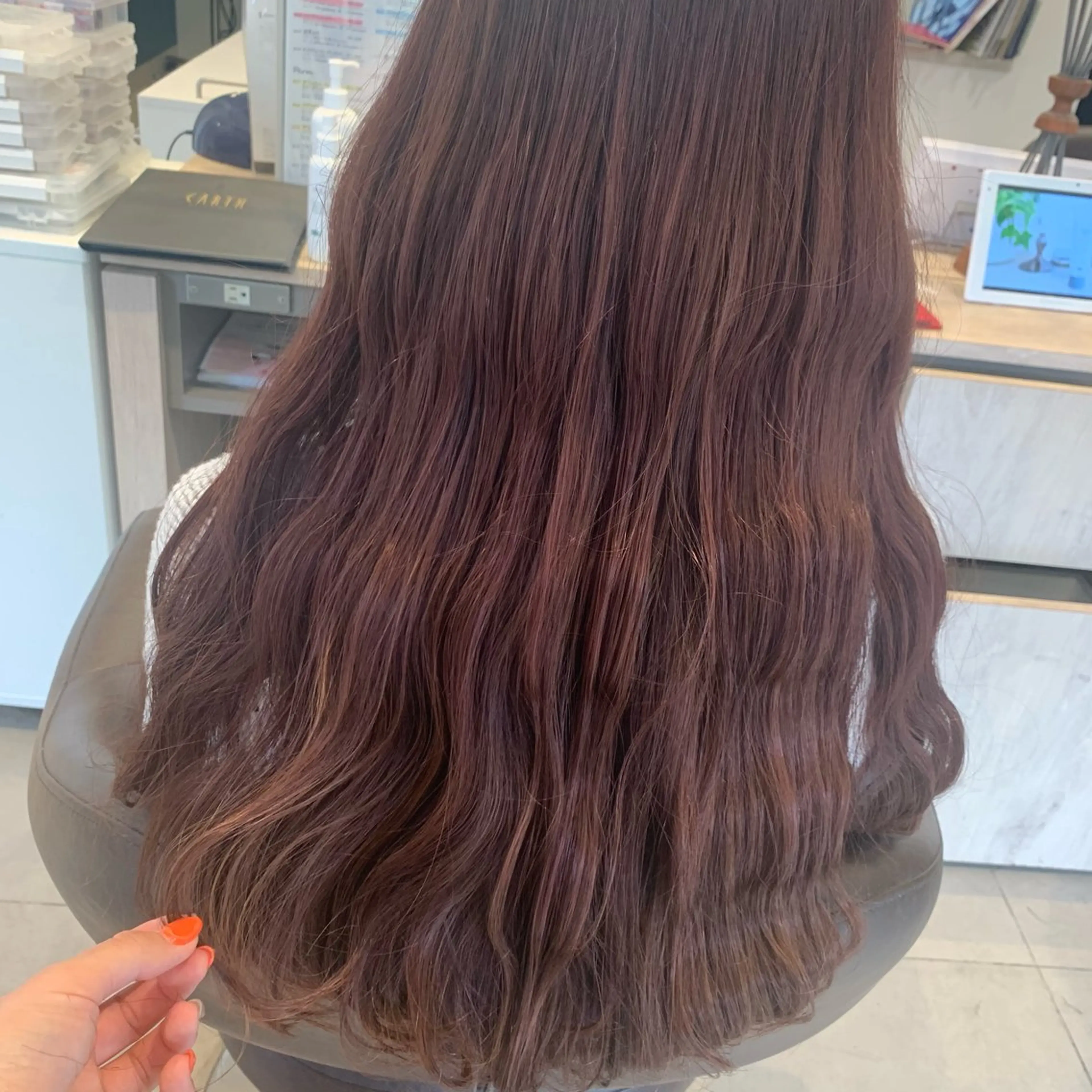ロング カラー ブラウンカラー ピンクカラー ピンクブラウン ’Flower’ AYAKAのヘアスタイル