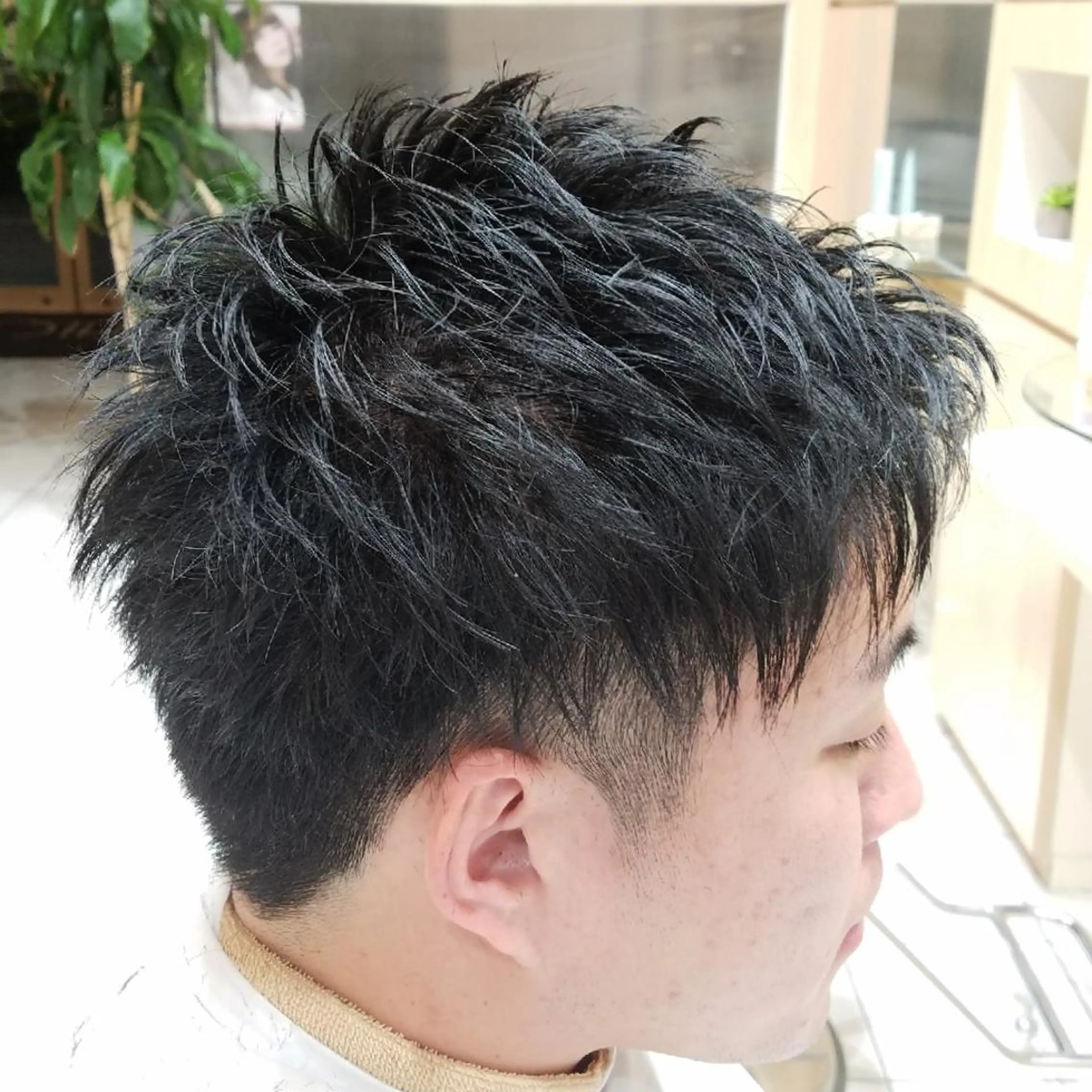 メンズ BLUE MOON 辻岡健太のヘアスタイル