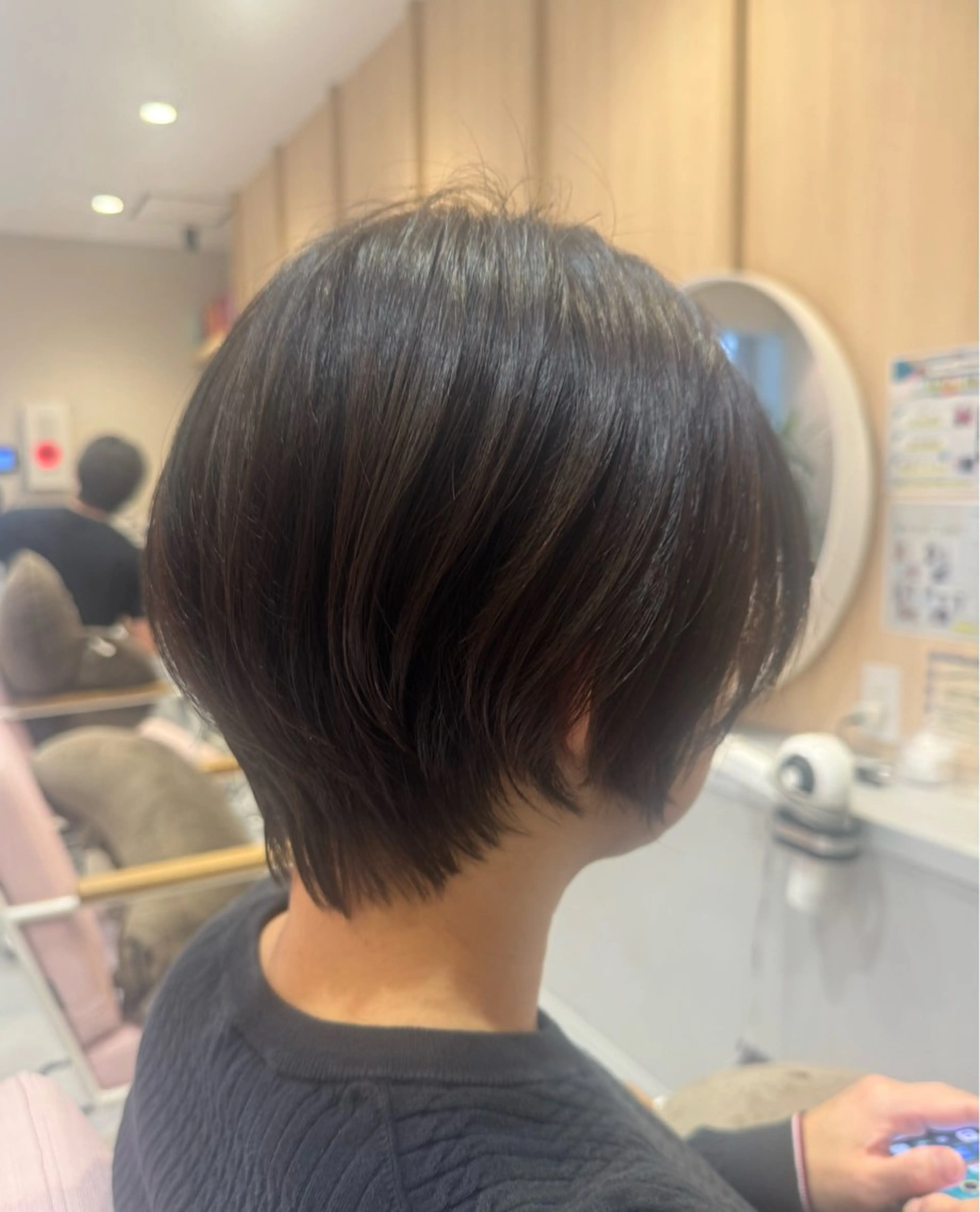 ショート くびれヘア ショートヘア カット トリートメント 𝘀𝗮𝗲 ⑅*/ 艶髪/ショートボブのヘアスタイル