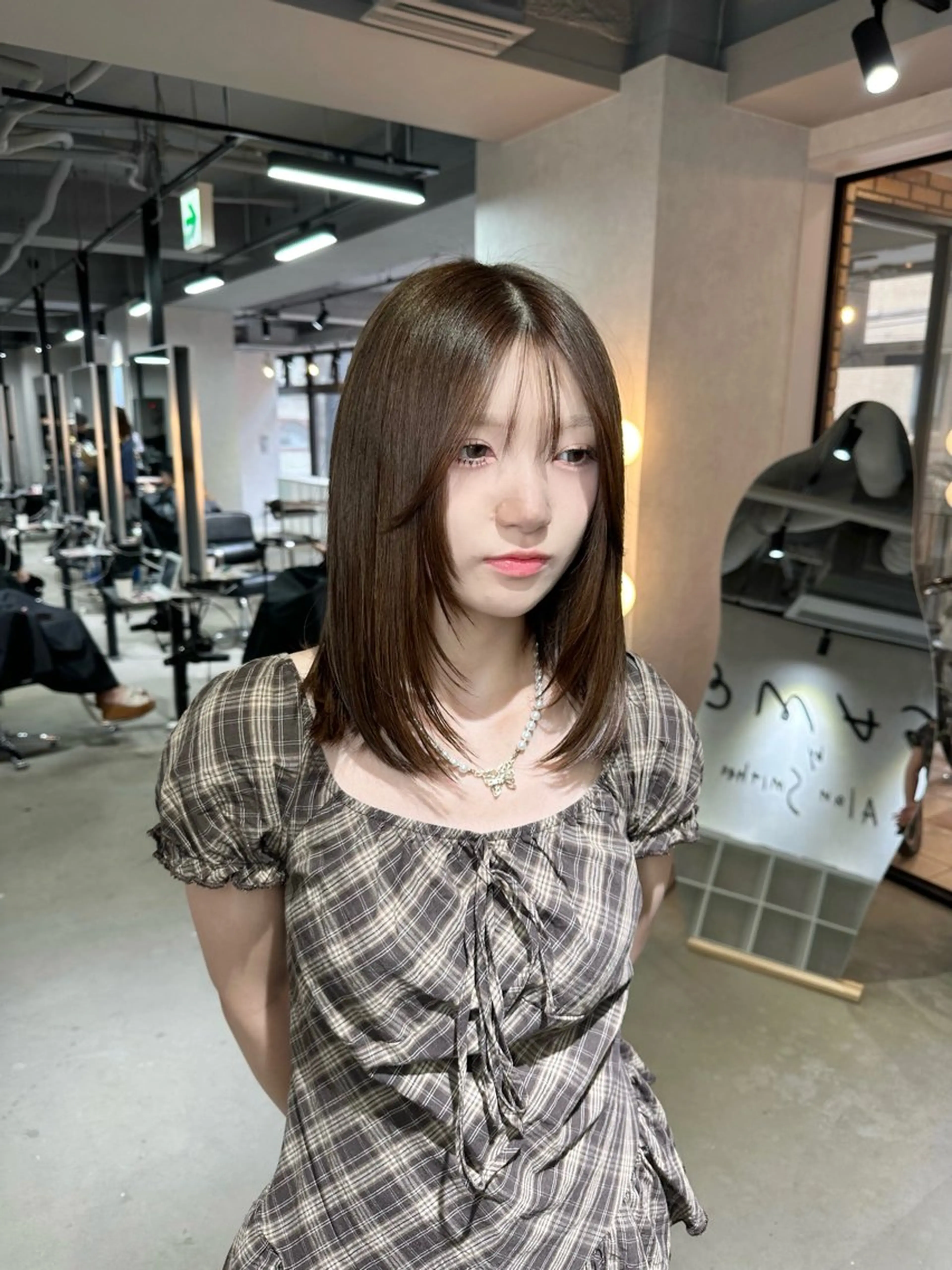 ミディアム ケアカラー ボブ 髪質改善 レイヤーカット トリートメント カット ヘアカラー トリートメント 艶髪カラー/レイヤ ー支持No.1renのヘアスタイル