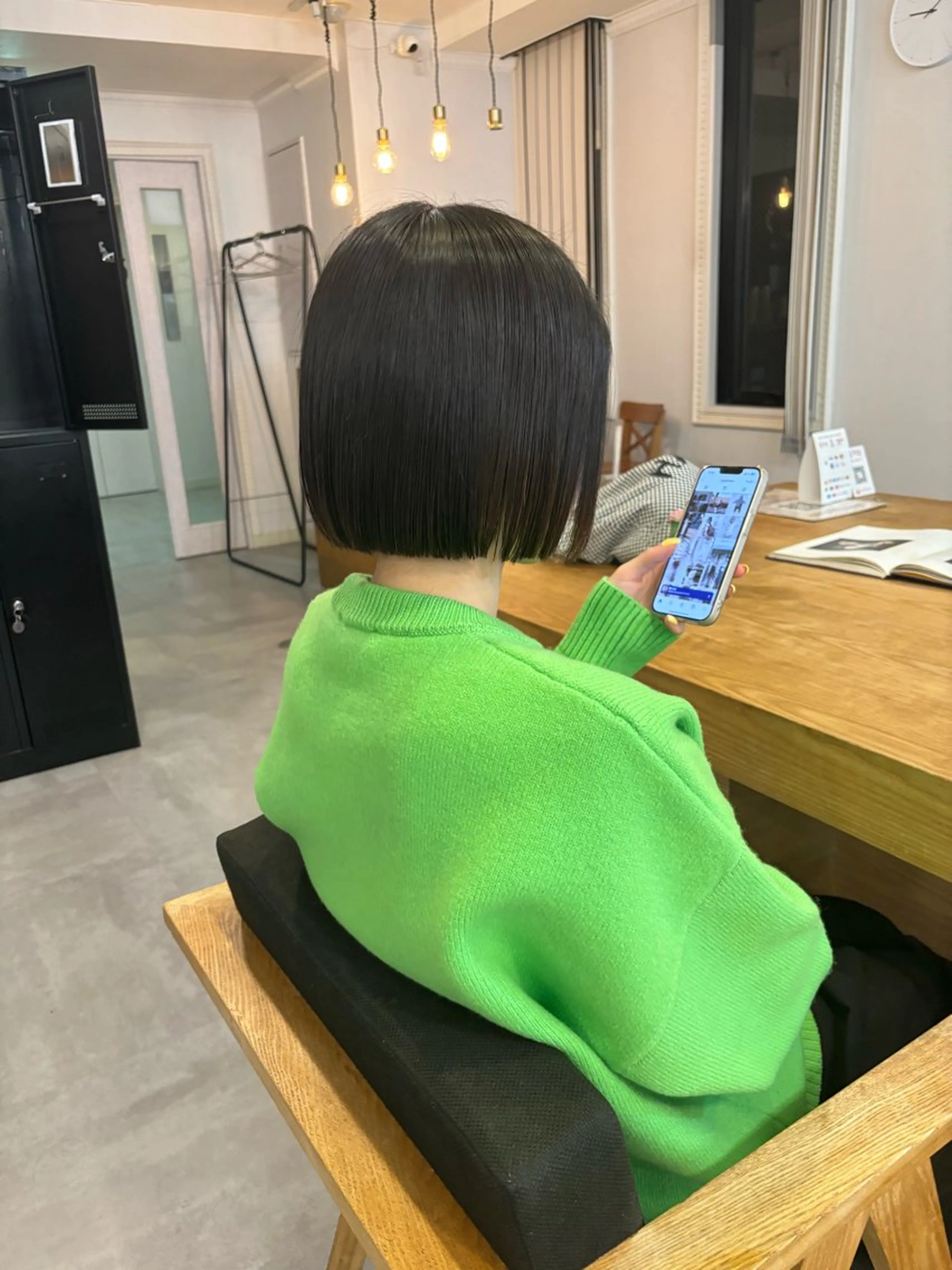 ショート 切りっぱなしボブ ボブ SALT WATER所属・南堀江レイヤーカット MIKU🍒のヘアスタイル