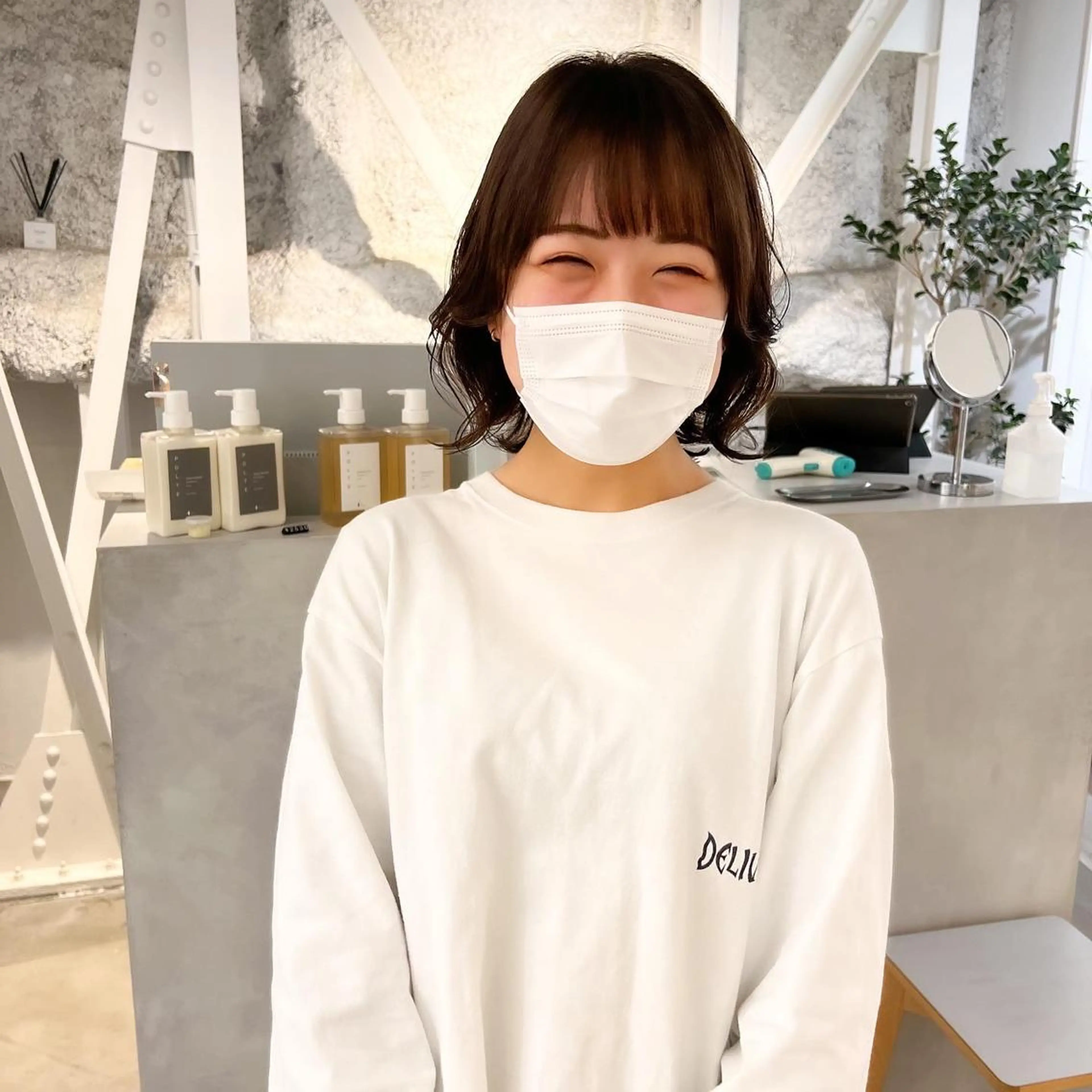 ショート カラー パーマ ボブ 外ハネヘア レイヤーカットのプロ 大人ヘア宮森貴志のヘアスタイル