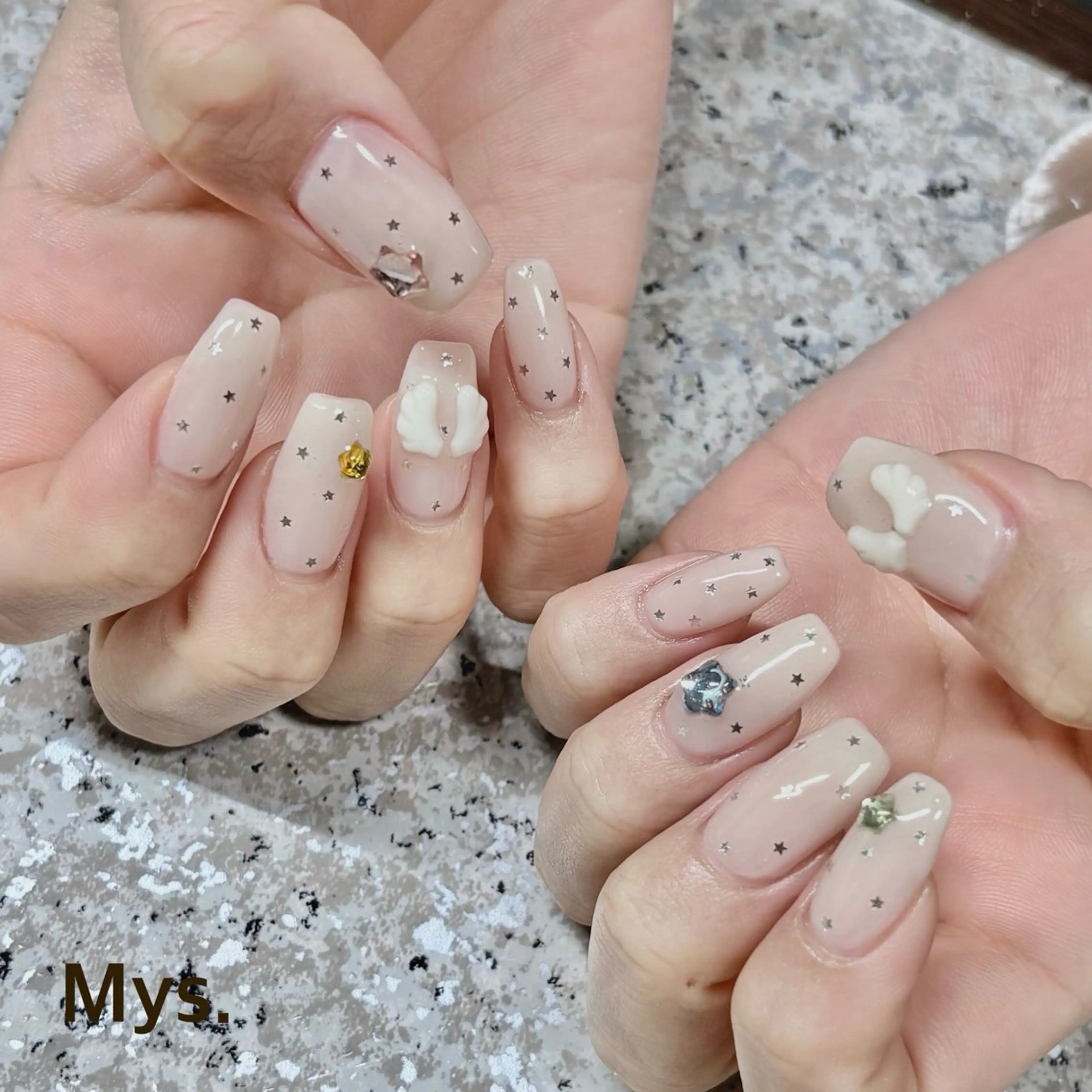 ネイル ハンドネイル Mys. 三上紗紀のネイルデザイン