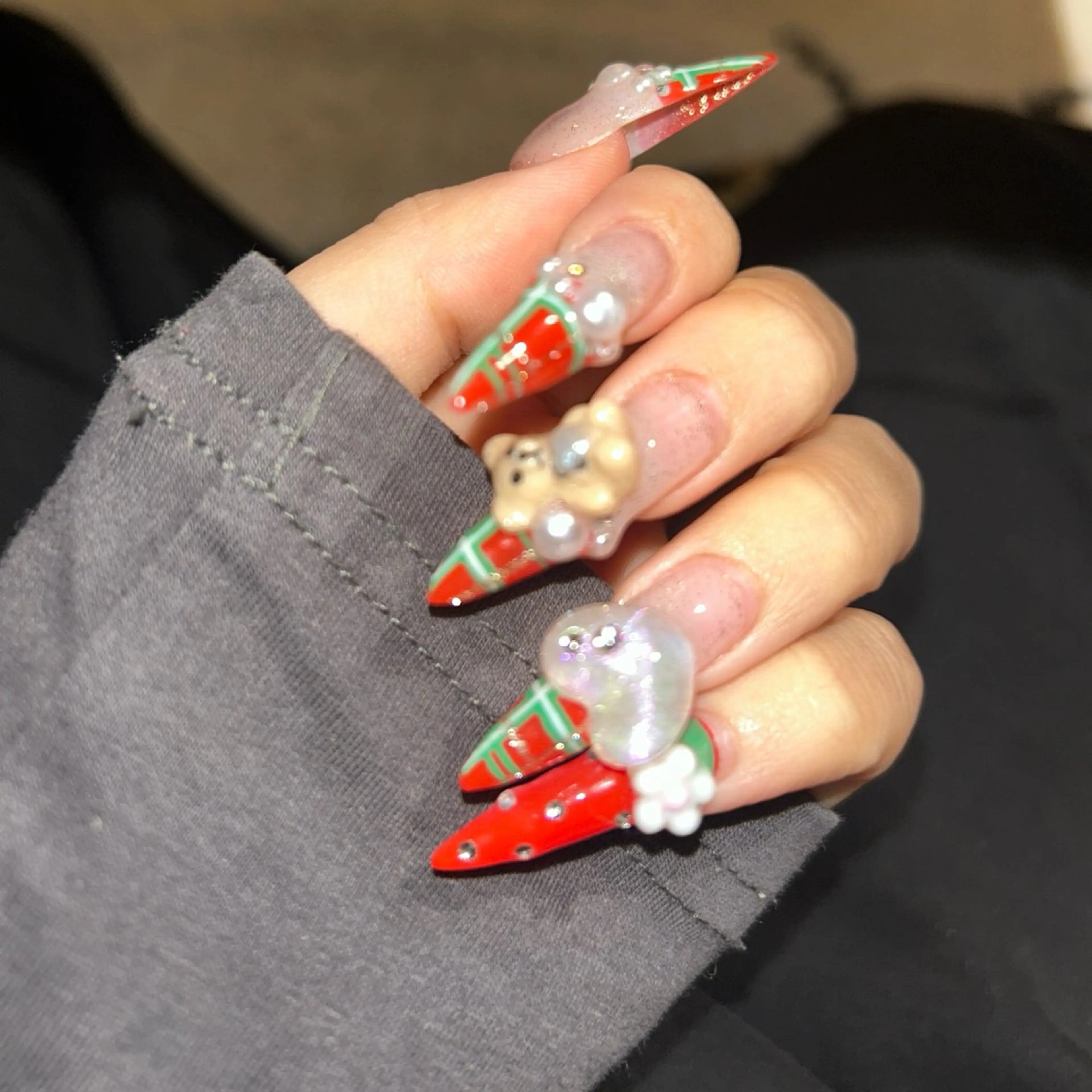 ネイル MODA MANAMIᵕ̈のネイルデザイン