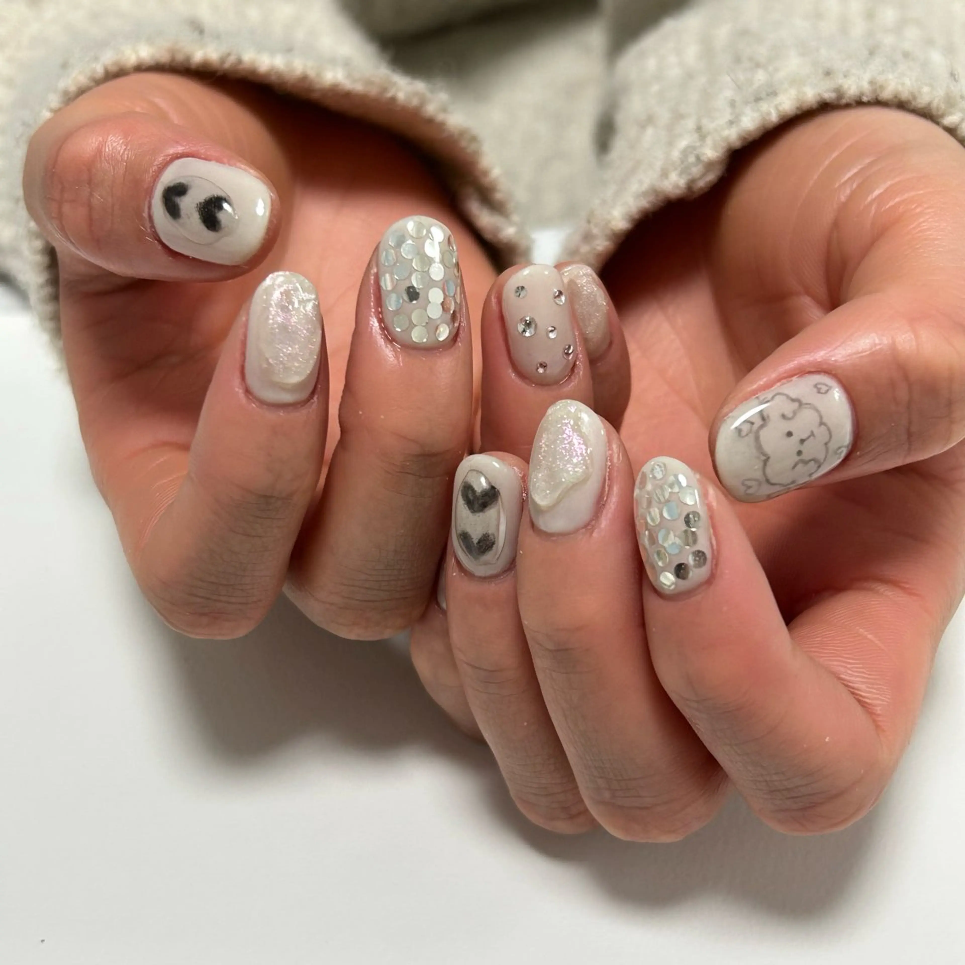 ネイル ブラウン フレンチネイル マグネットネイル ニュアンスネイル オフィスネイル ハンドネイル Lull ネイル/ HBL/ハンドケアのネイルデザイン