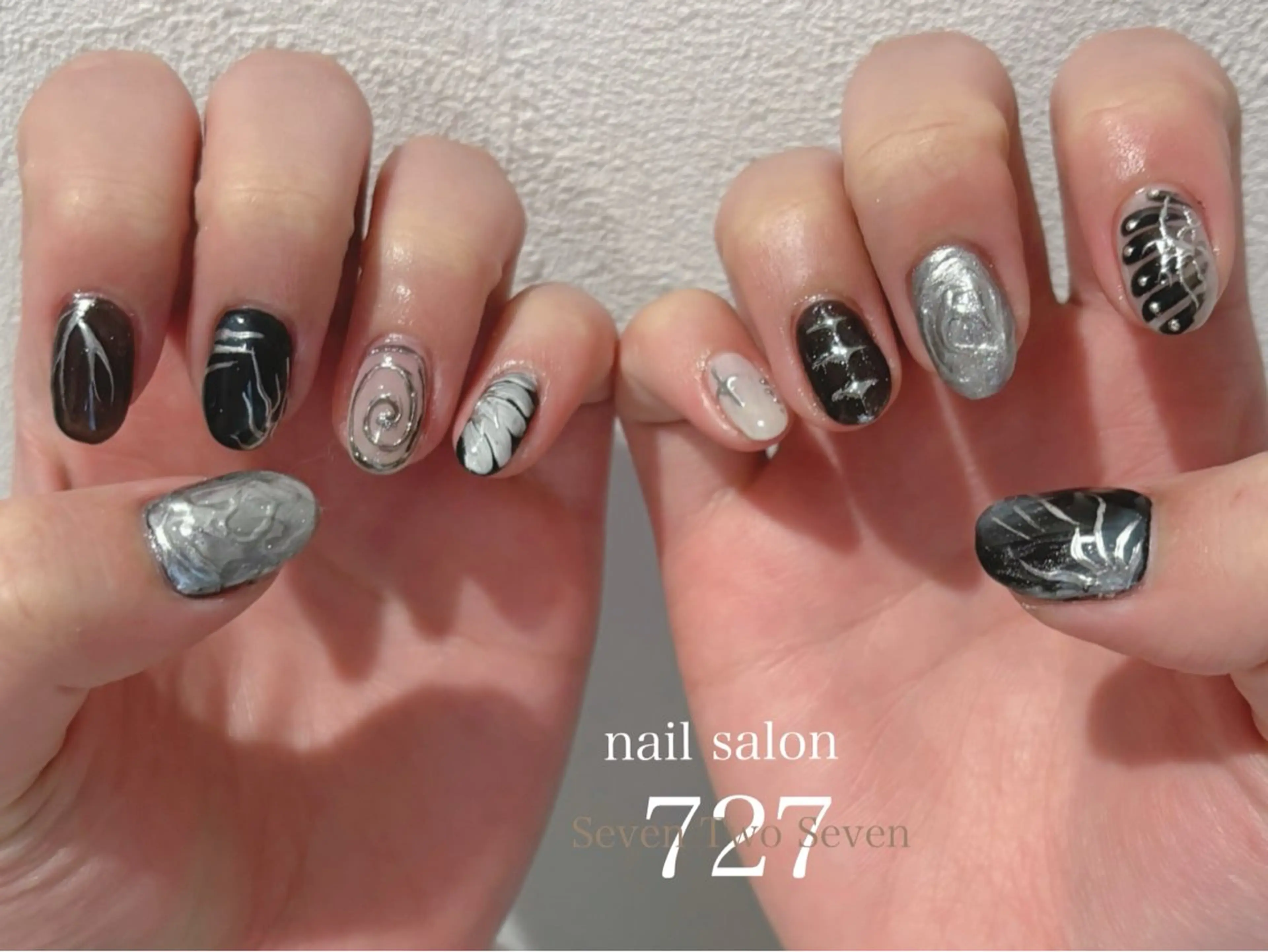 ネイル ハンドネイル 727 nailのネイルデザイン
