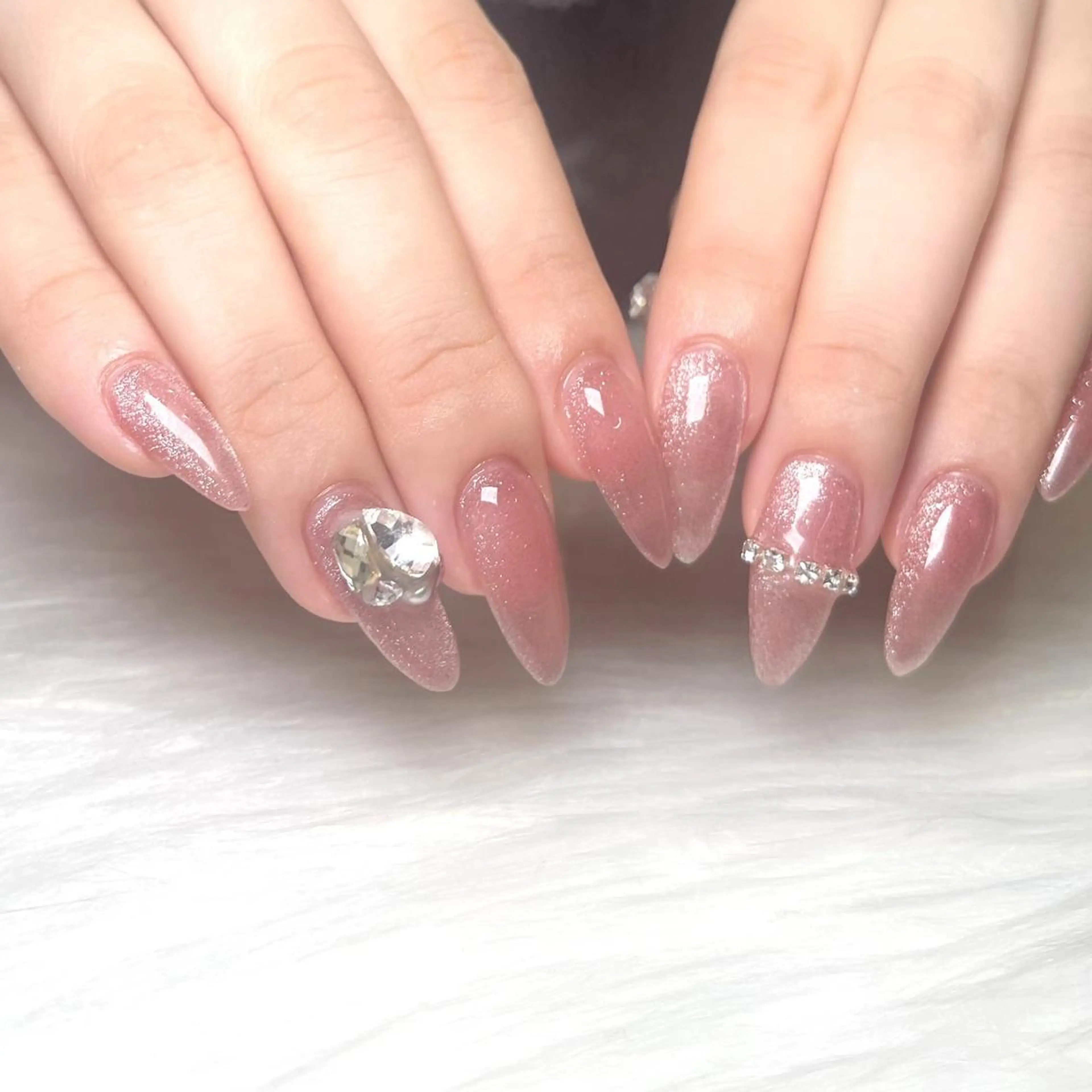 ネイル リボン ワンホンネイル 120%可愛い保証 💝fein心斎橋店のマツエク・マツパデザイン