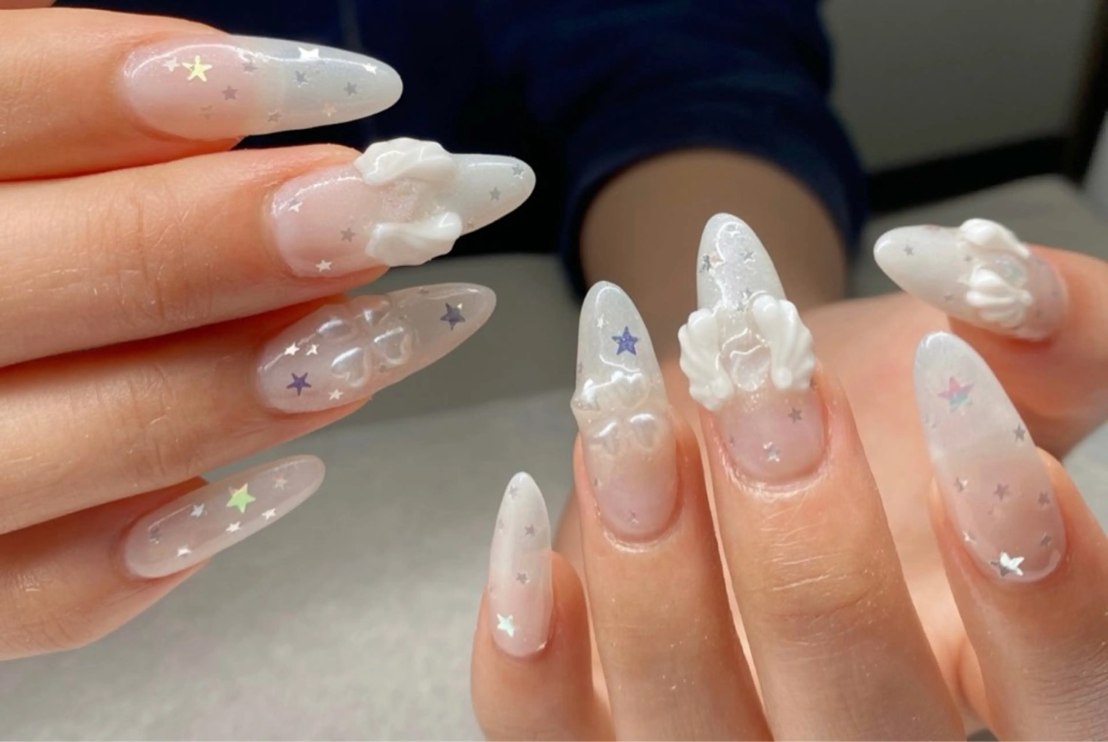ネイル オーロラネイル ブルー チークネイル フットネイル フレンチネイル ハンドネイル REI NAのネイルデザイン