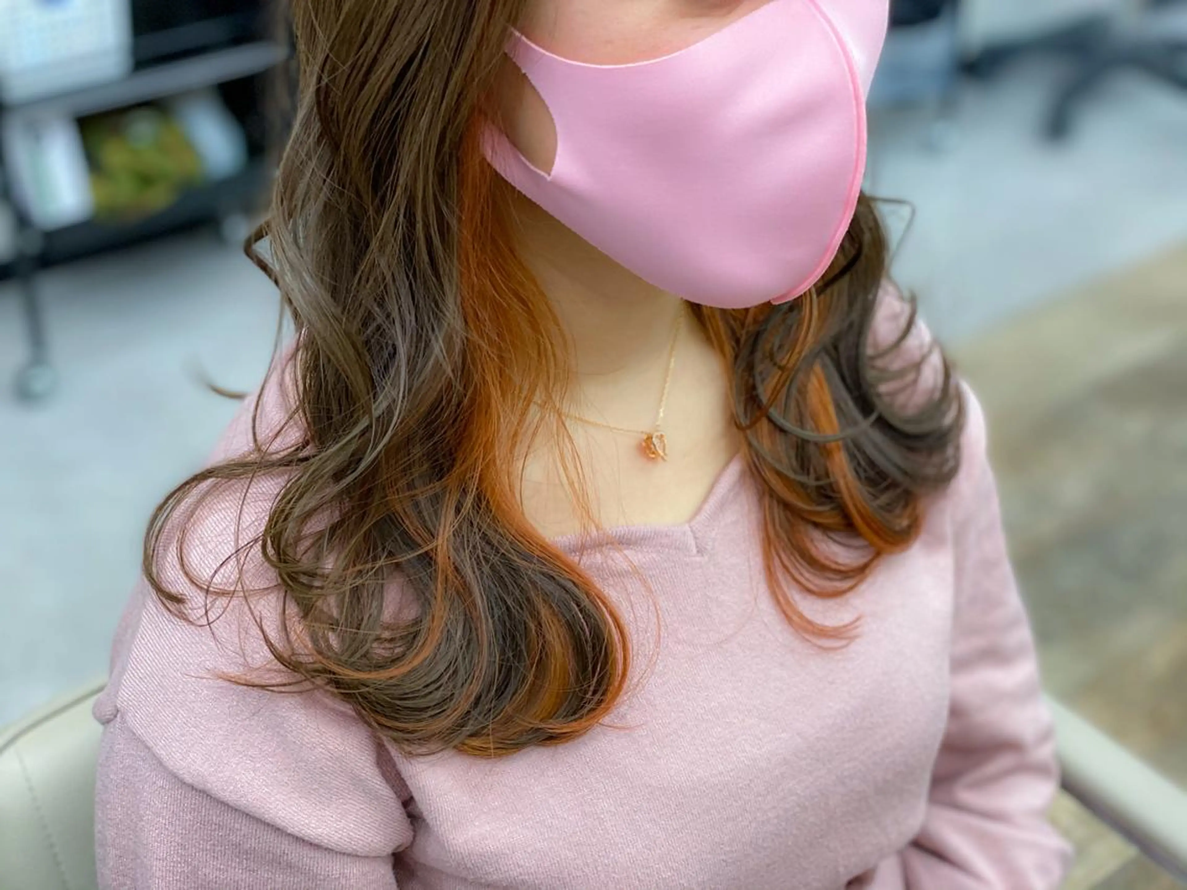 ロング カラー インナーカラー オレンジ louwe 武藤幸世のヘアスタイル