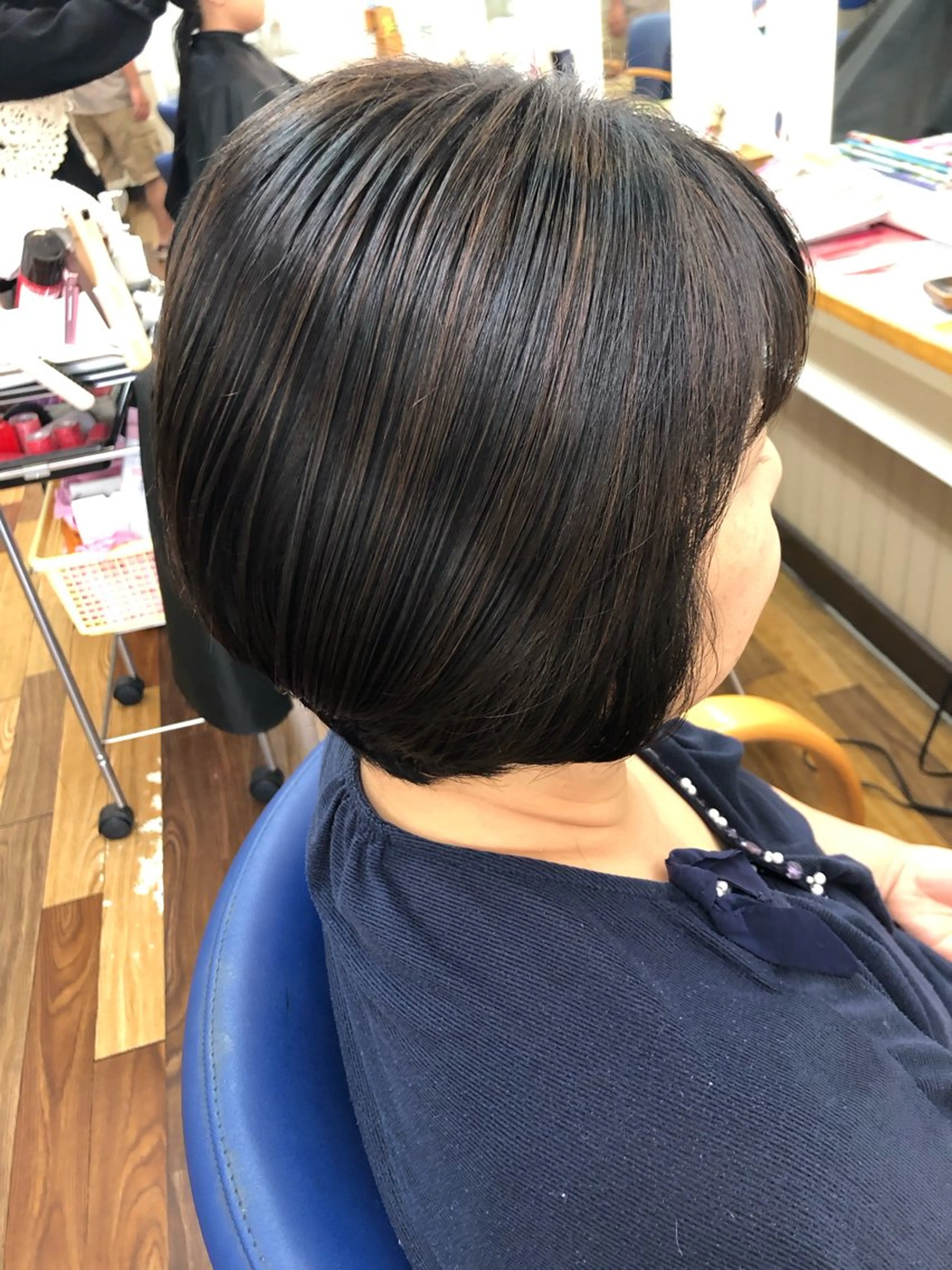 《ミディアム》ブリーチなしハイライト+ブロー(全体染めは+別料金)の写真