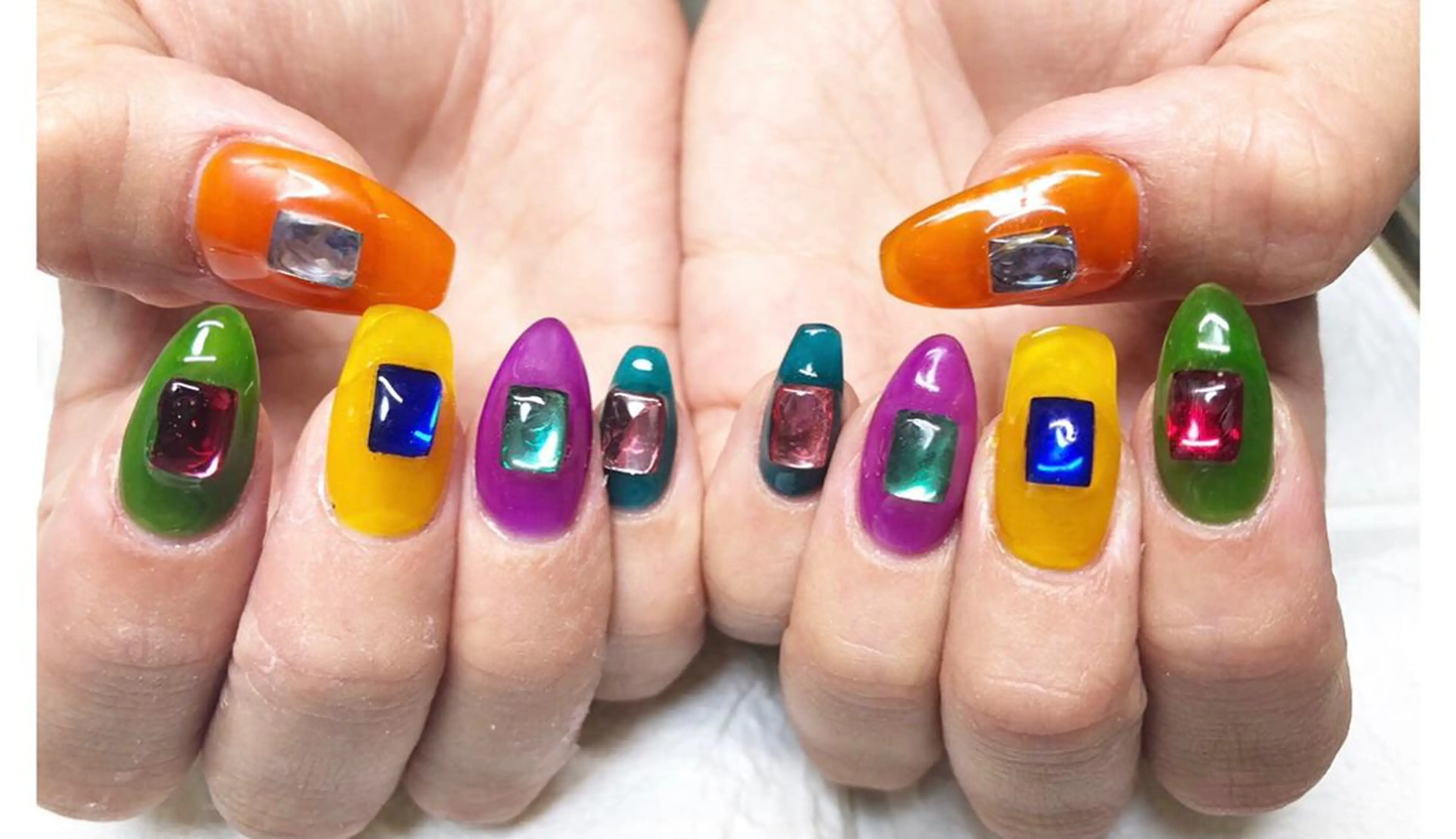 ネイル amour 平塚店のネイルデザイン