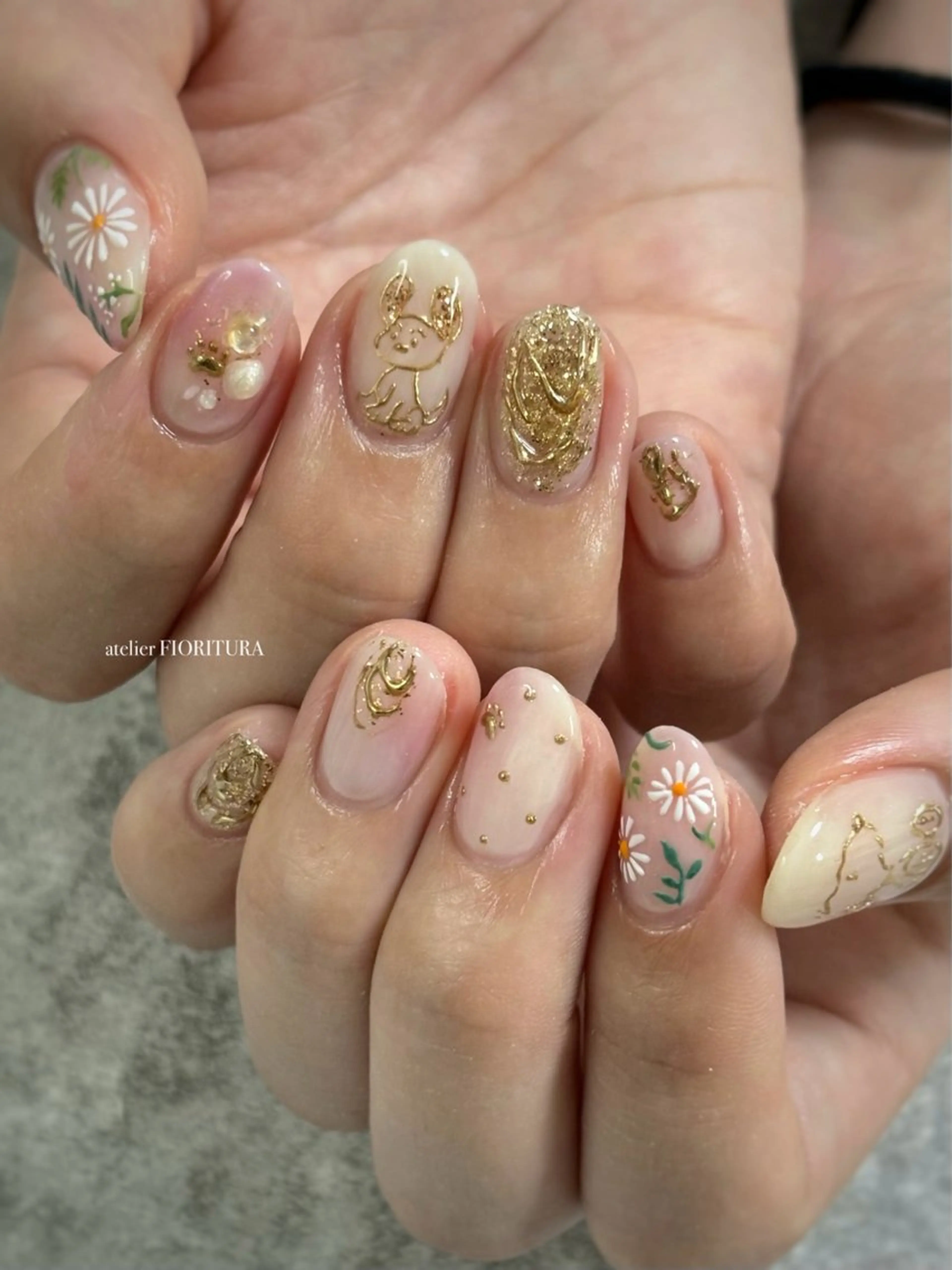 ネイル ハンドネイル FIORITURA Maikoのネイルデザイン