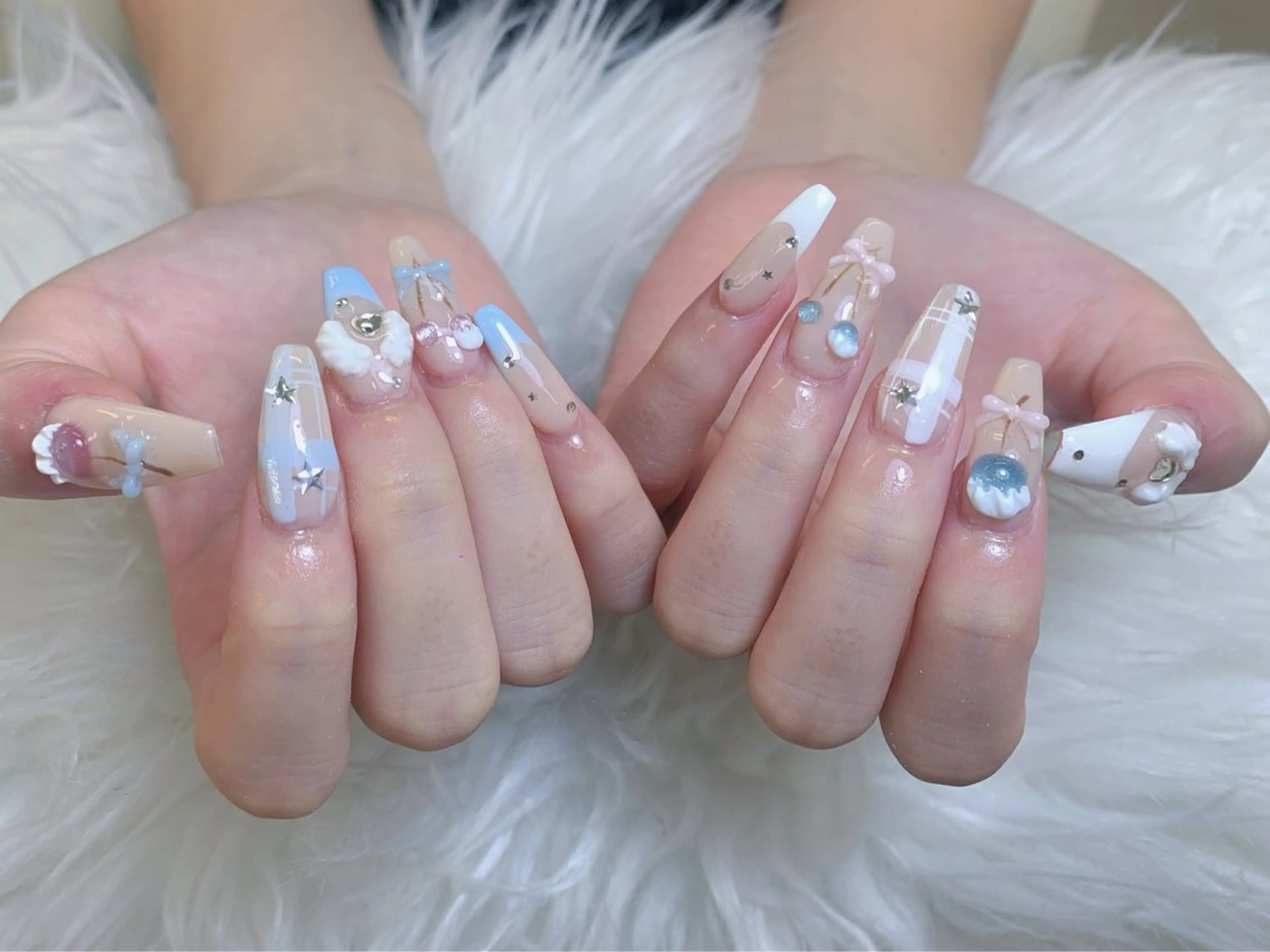 ネイル チークネイル 長さ出し フレンチネイル ジェルネイル ガラスフレンチ ハンドネイル ANH NAIL ゴテゴテ専門店💎のネイルデザイン