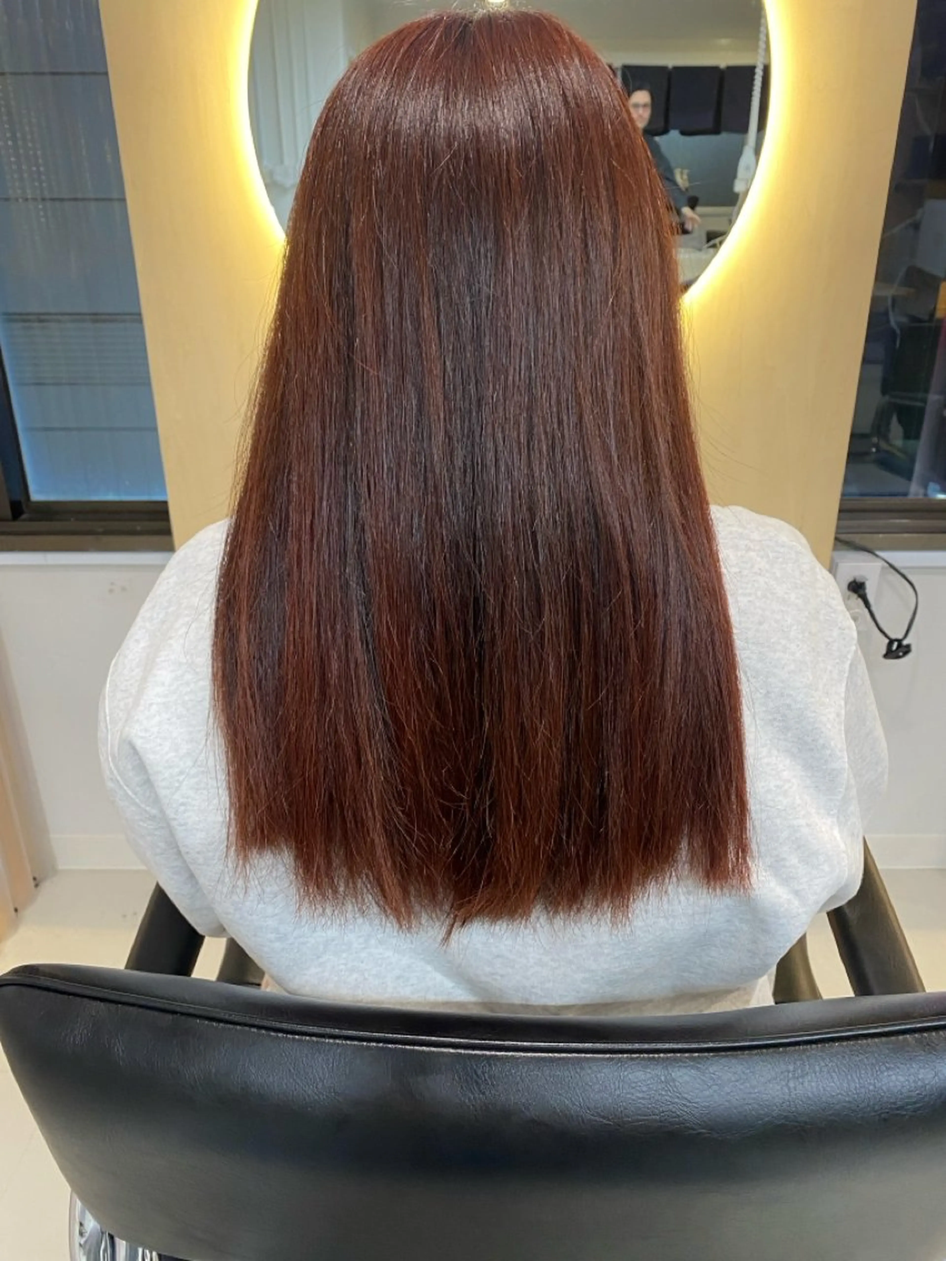 ロング カラー 山田 希綺のヘアスタイル