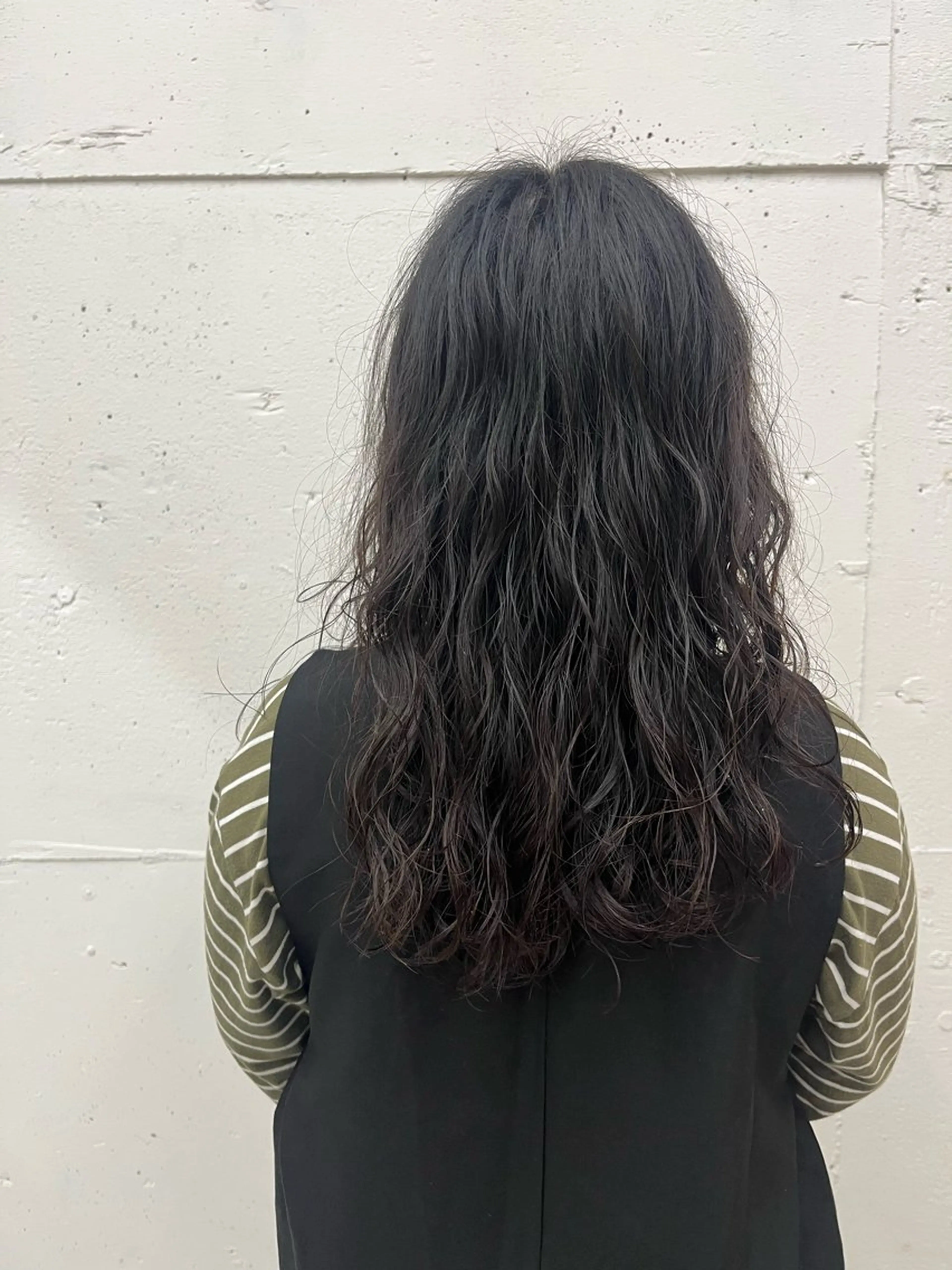 ロング パーマ 綺音/ブリーチ /似合わせカットのヘアスタイル