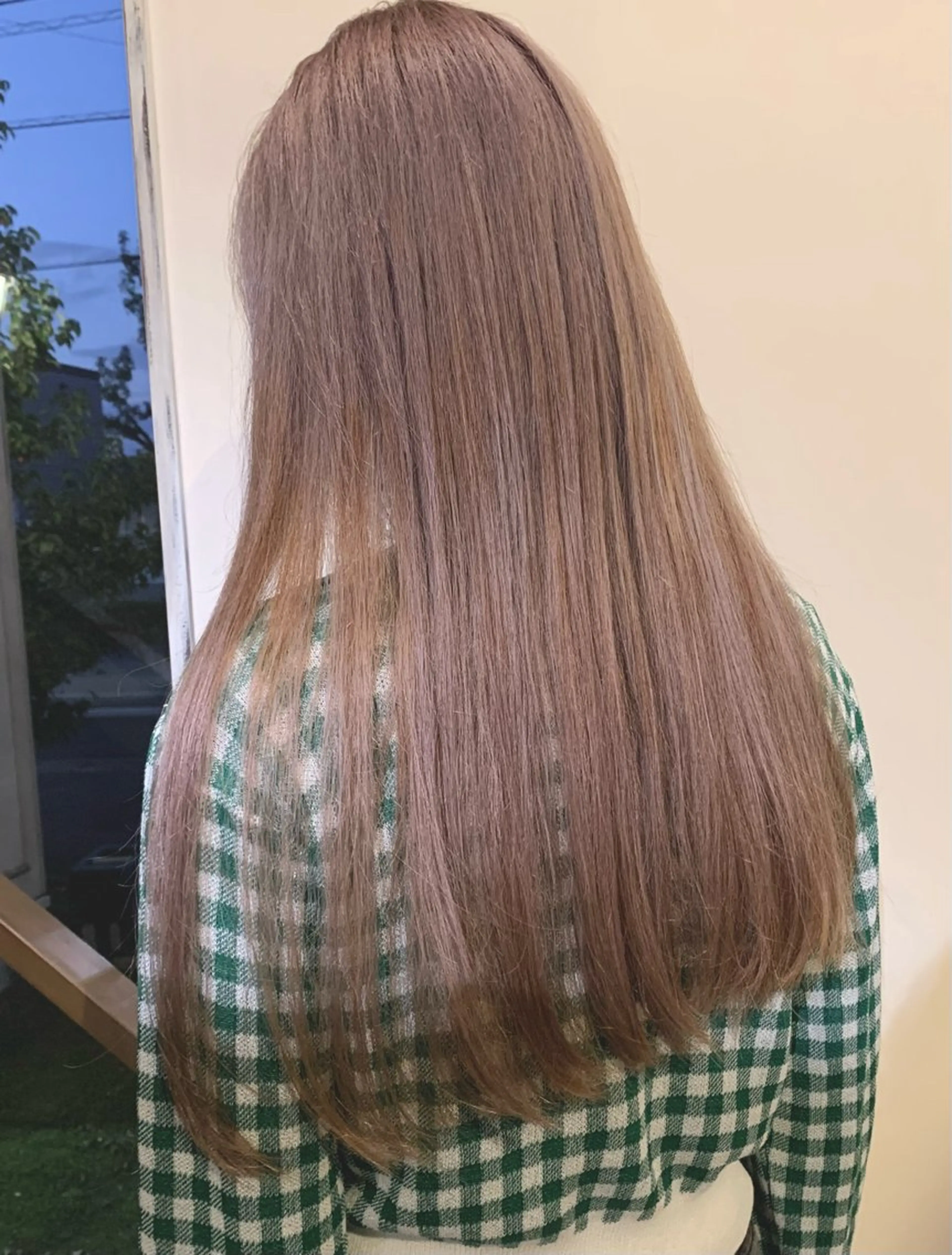 ロング カラー バレイヤージュ ベージュカラー ブリーチ ホワイトベージュ レイヤーカット 💫レイヤーカット✨ 透明感カラー工藤雄大のヘアスタイル